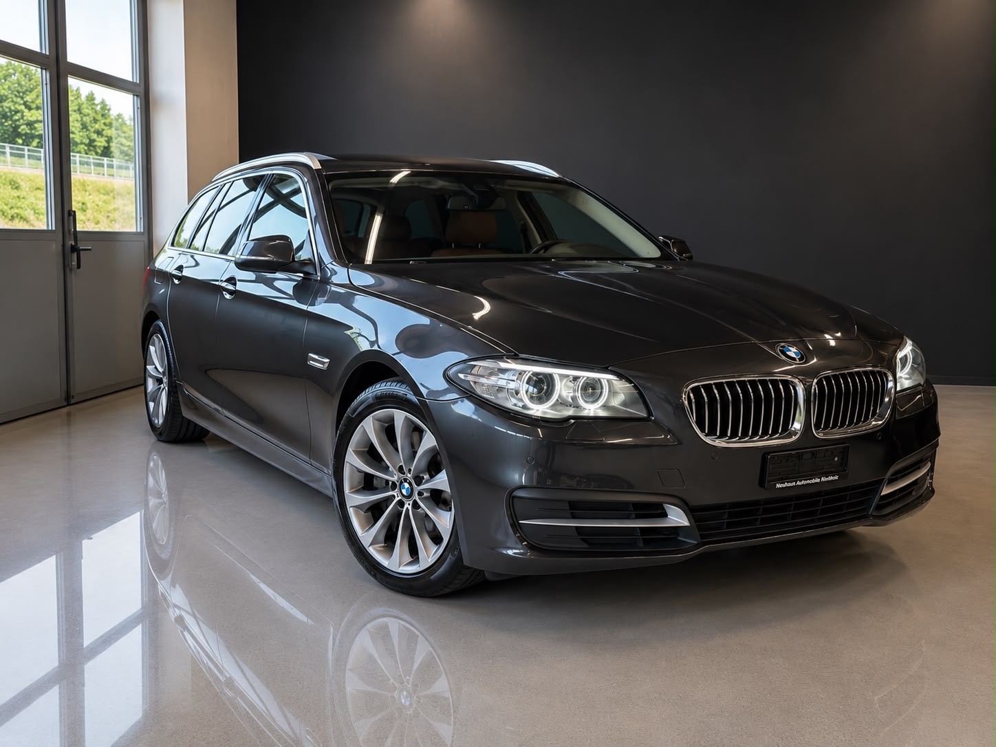 BMW 528i Touring xDrive Modern Line Steptronic