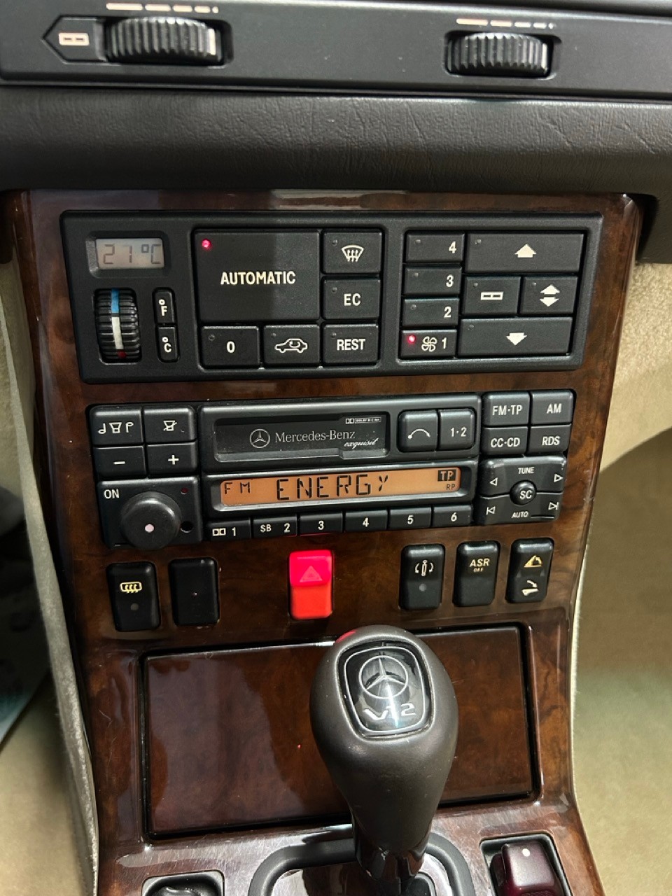 MERCEDES-BENZ SL 600 Automatic-image-10
