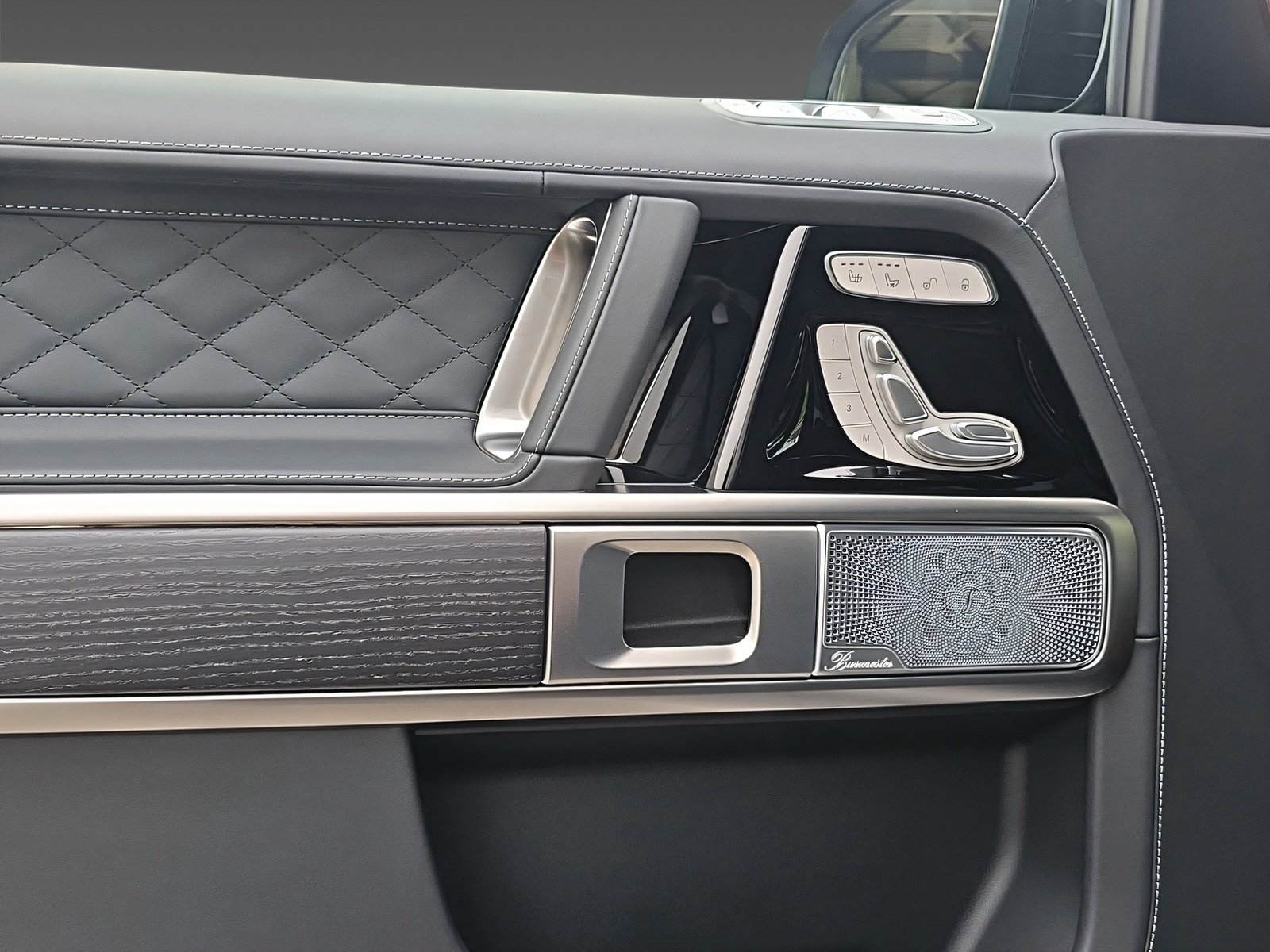 MERCEDES-BENZ G 450 d-image-9