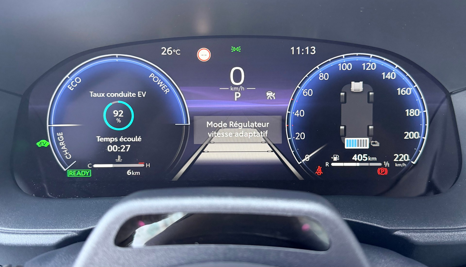 TOYOTA Yaris 1.5 GR Sport e-CVT-image-16