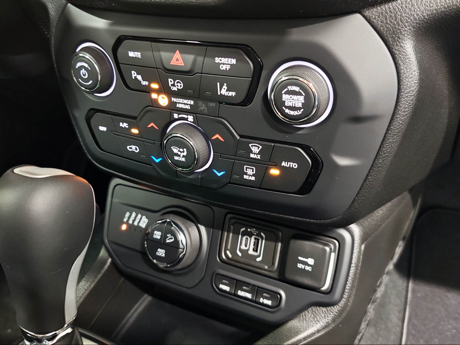 JEEP Renegade 1.3 T PHEV Summit AWD-image-10