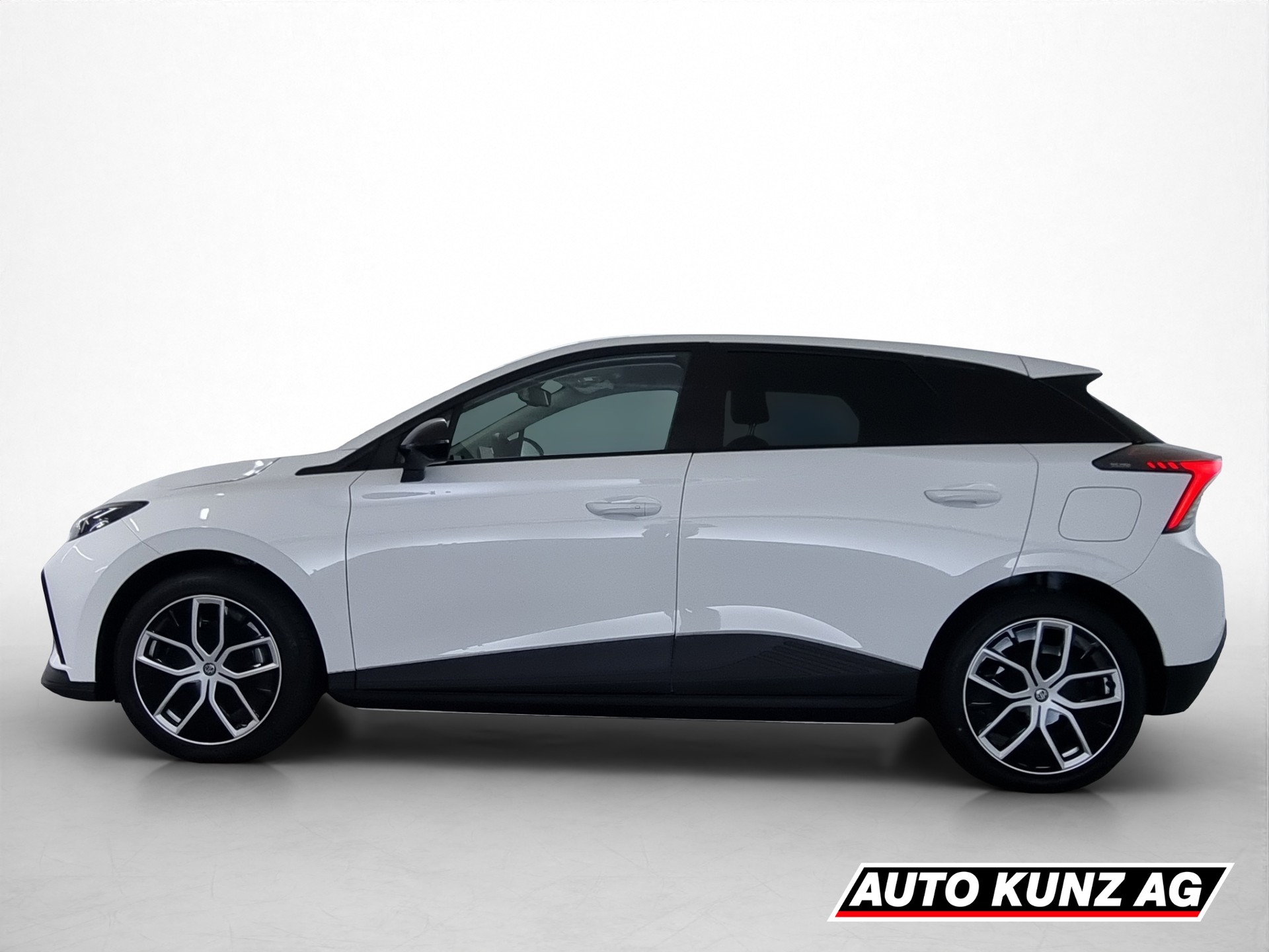 MG MG4 Luxury 64kWh-showroom-element-2