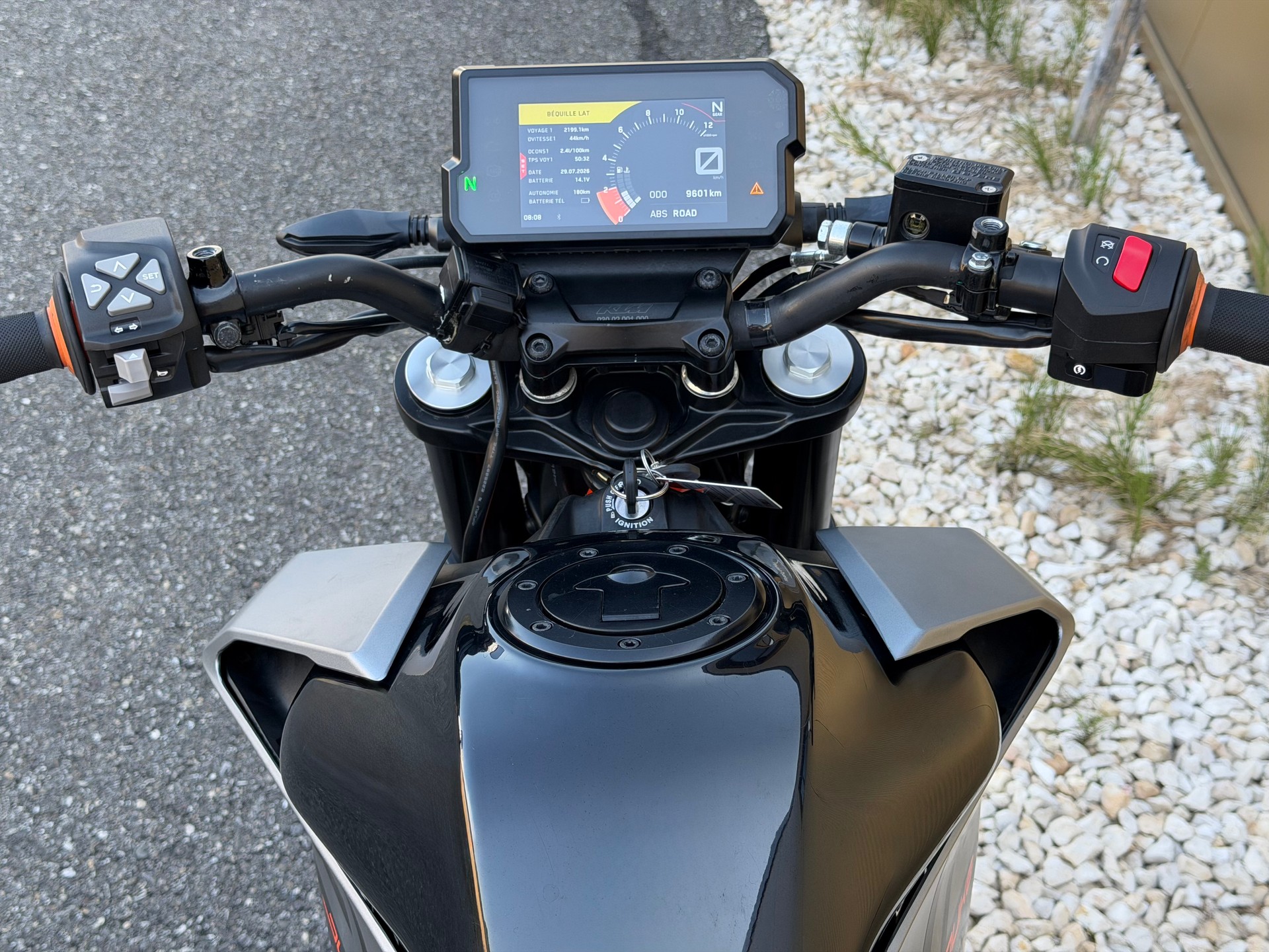 KTM 125 Duke-image-15