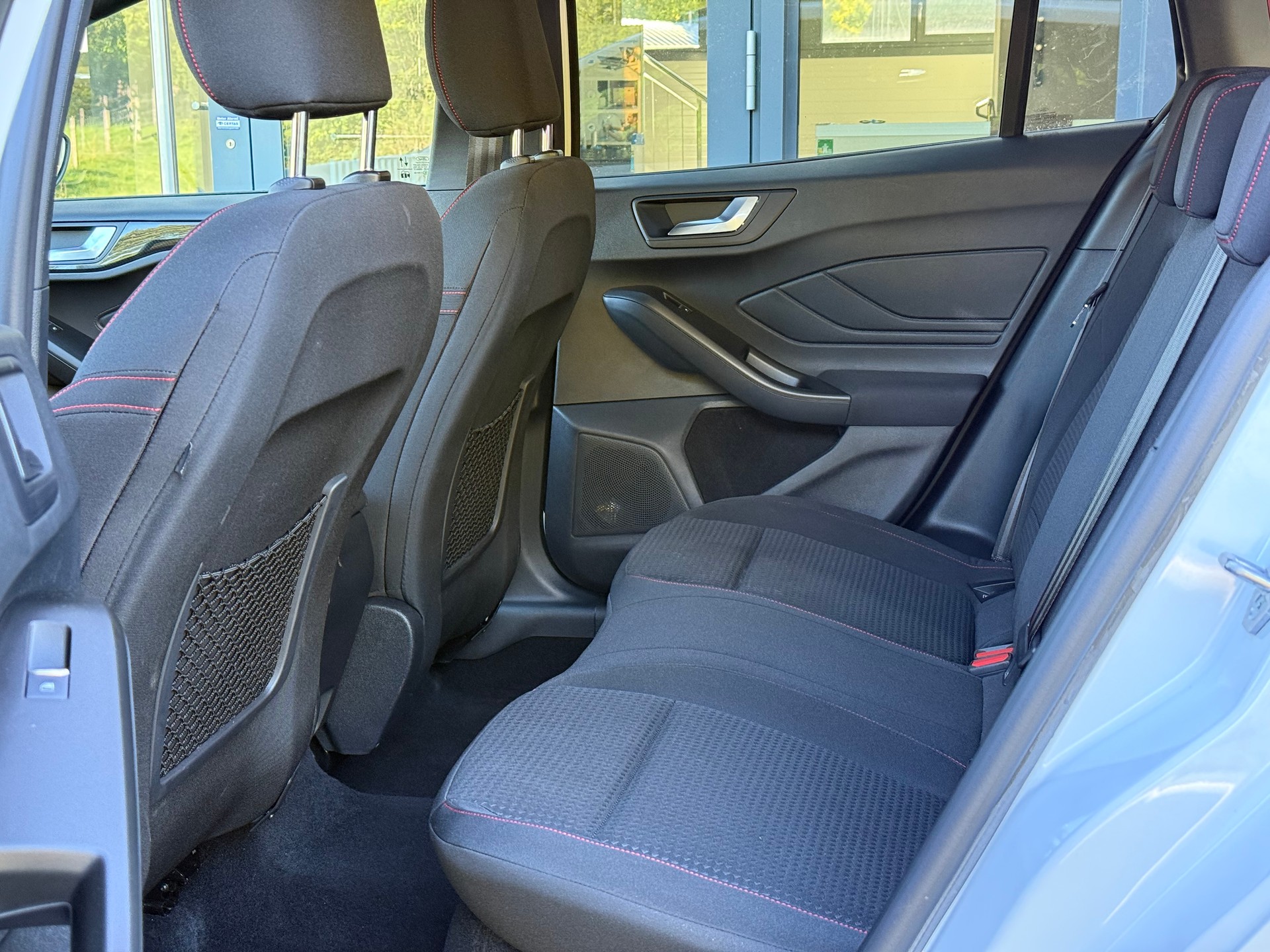 FORD Focus 1.0 MHEV ST-Line Style Automat LEASING AB 348.81 CHF / MONAT-image-7
