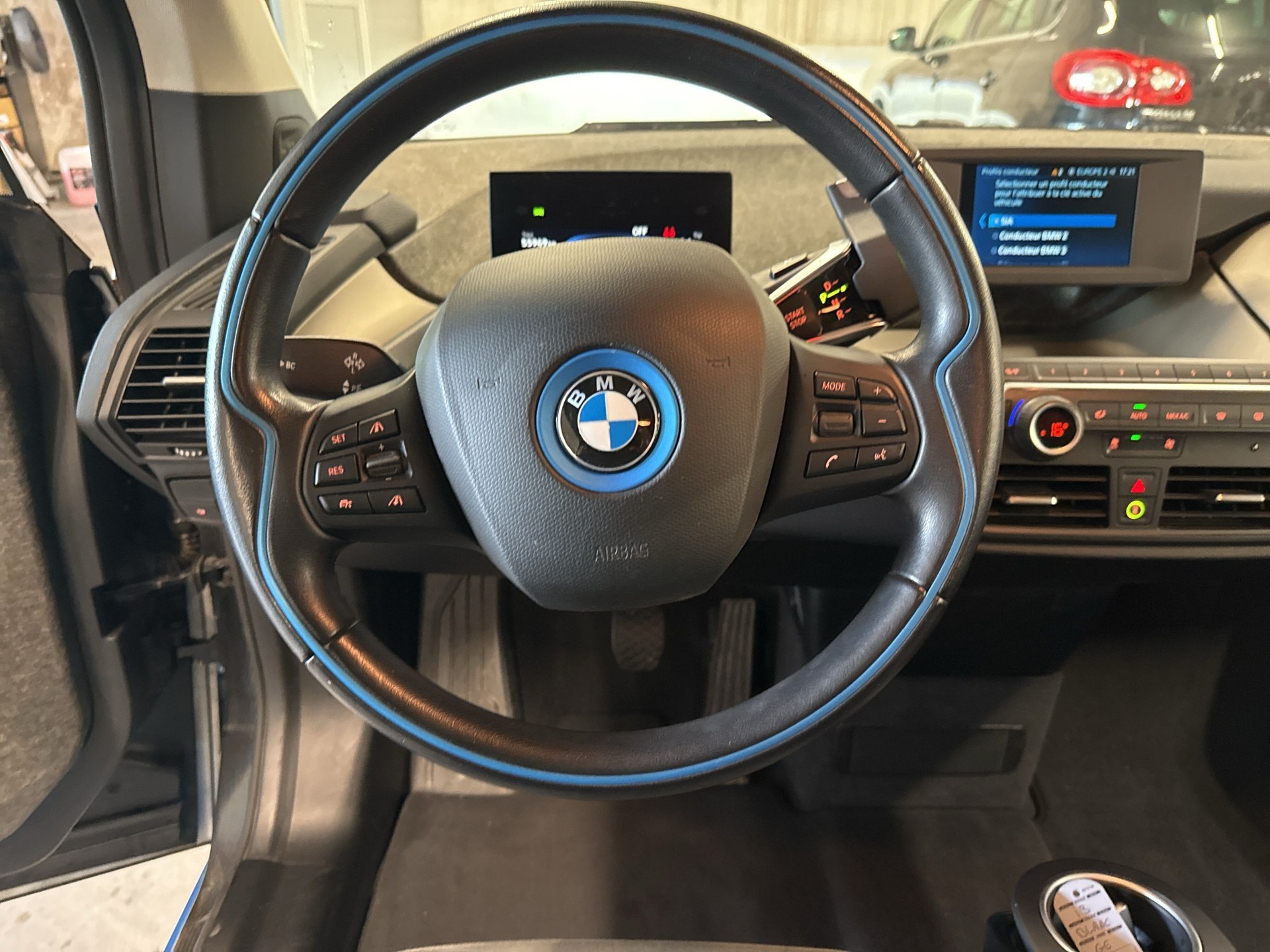 BMW i3 (120Ah)-image-11