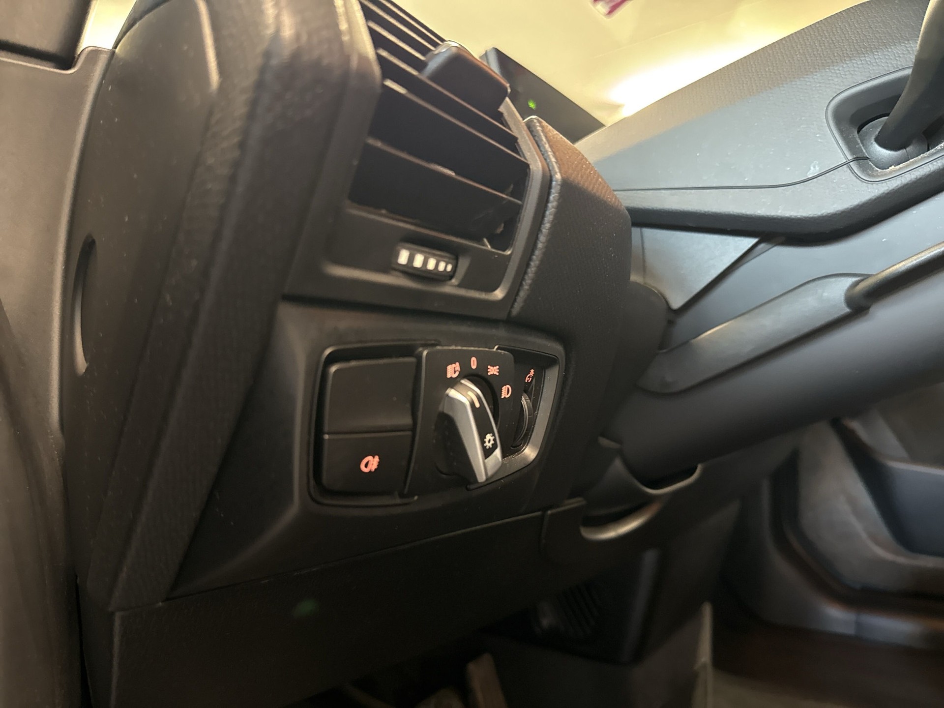 BMW i3 (120Ah)-image-19