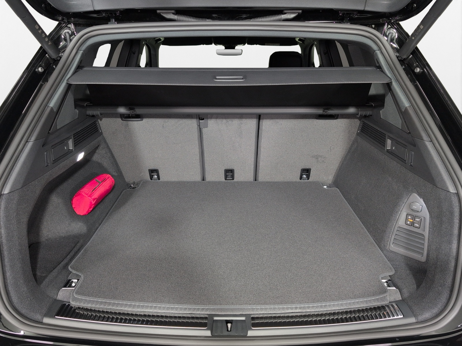 VW Touareg 3.0 TSI eHybrid United Tiptronic-image-15
