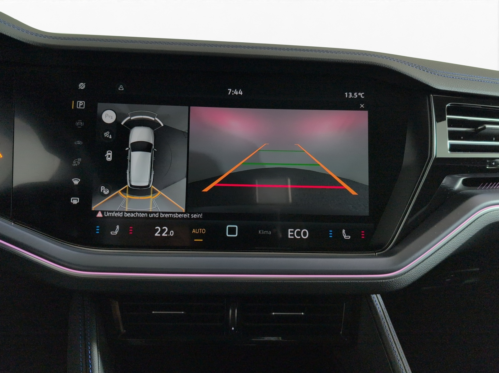 VW Touareg 3.0 TSI eHybrid United Tiptronic-image-12