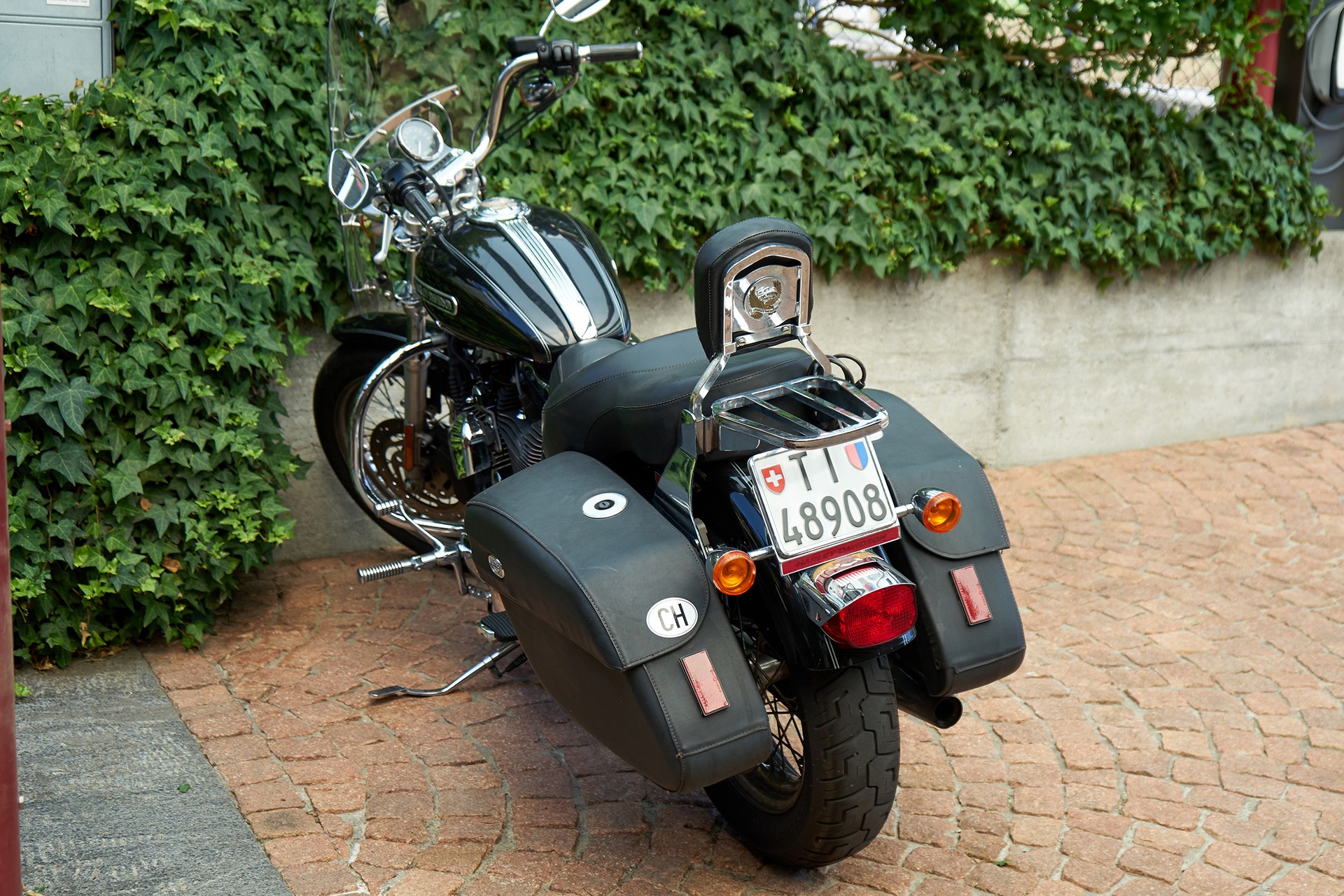 HARLEY-DAVIDSON XL 1200 L Sportster Low Injection-image-2