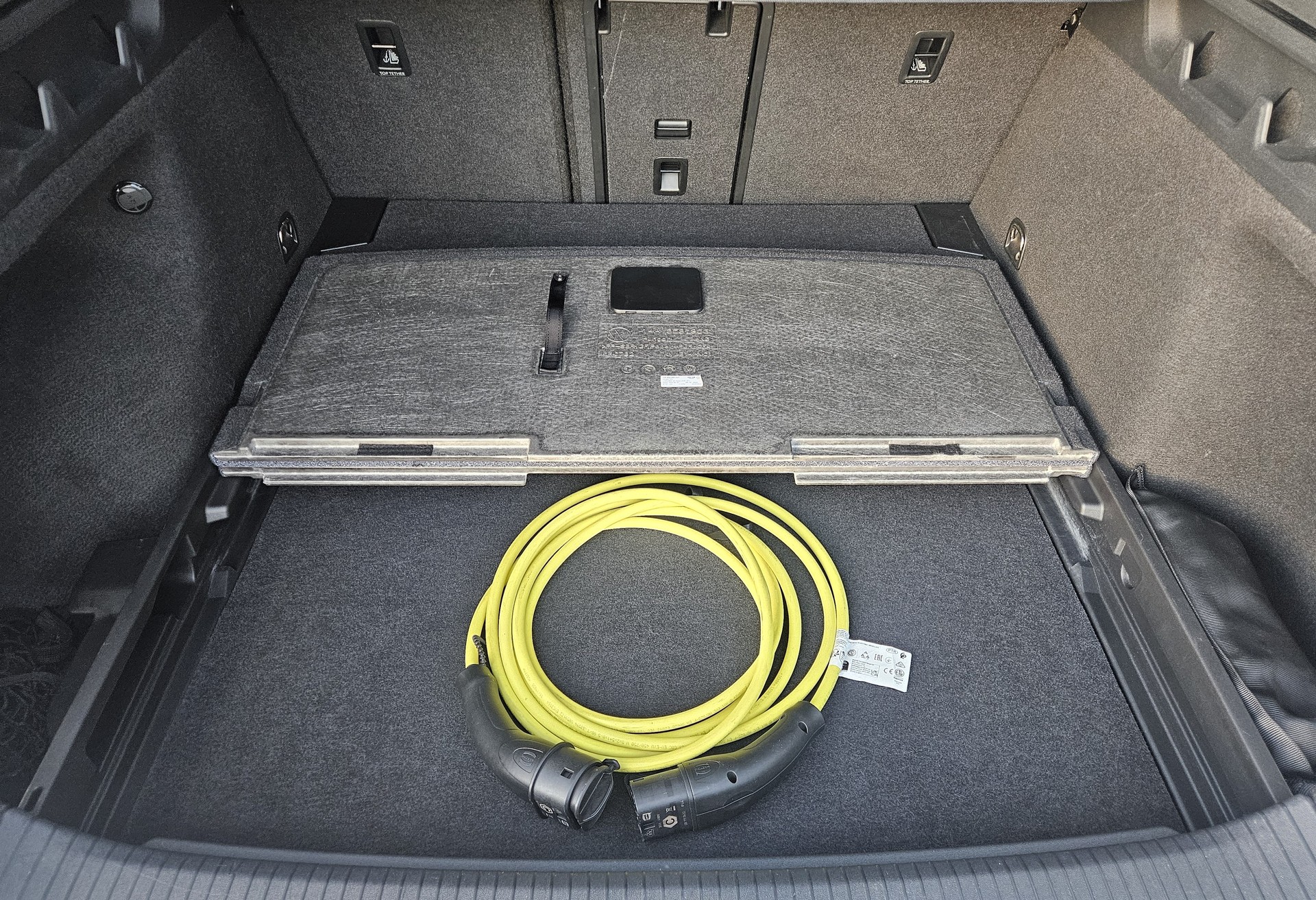 VW ID.7 Tourer GTX 86 kWh United 4 Motion mit Anhängerkupplung-image-30