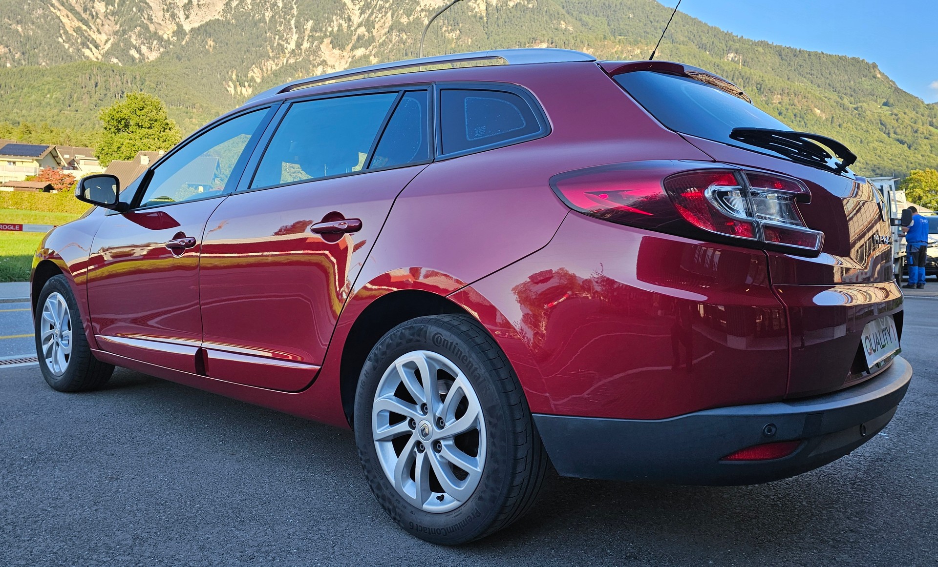 RENAULT Mégane Grandtour 1.2 16V Turbo Energy-showroom-element-2
