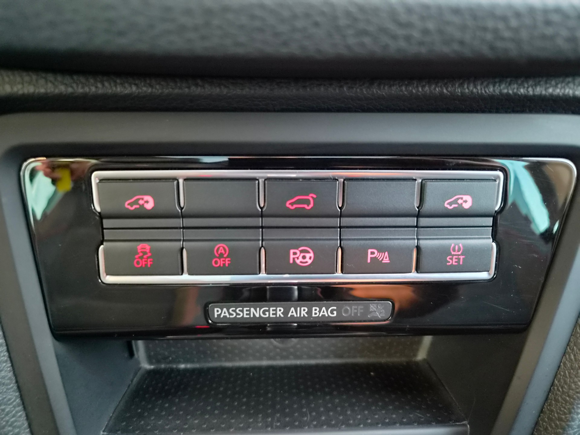 SEAT Alhambra 2.0 TDI FR Line DSG-image-21