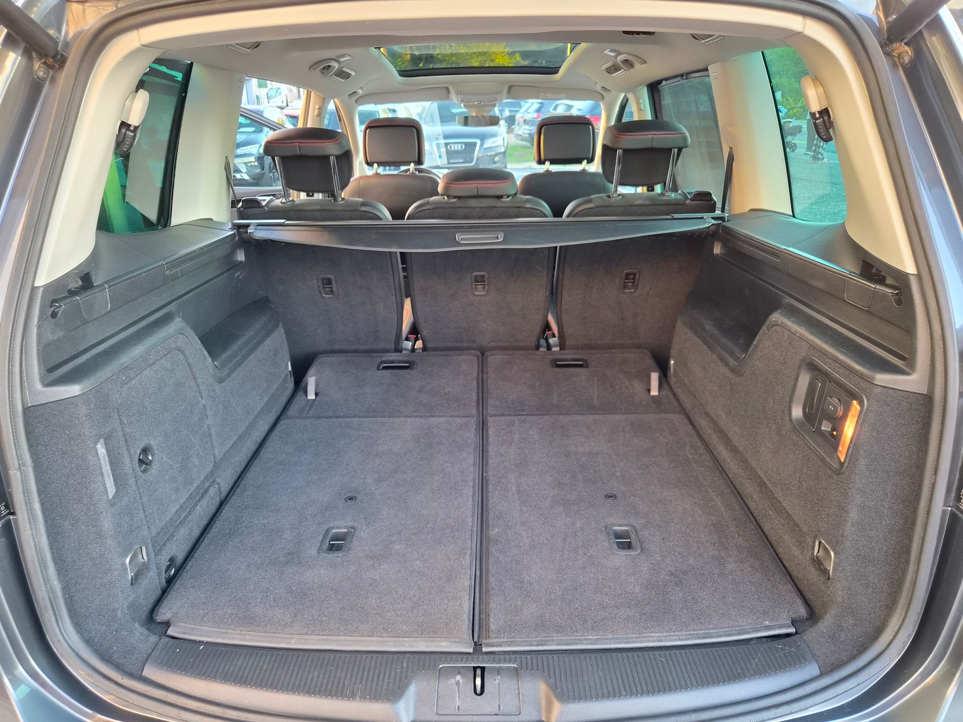 SEAT Alhambra 2.0 TDI FR Line DSG-image-13
