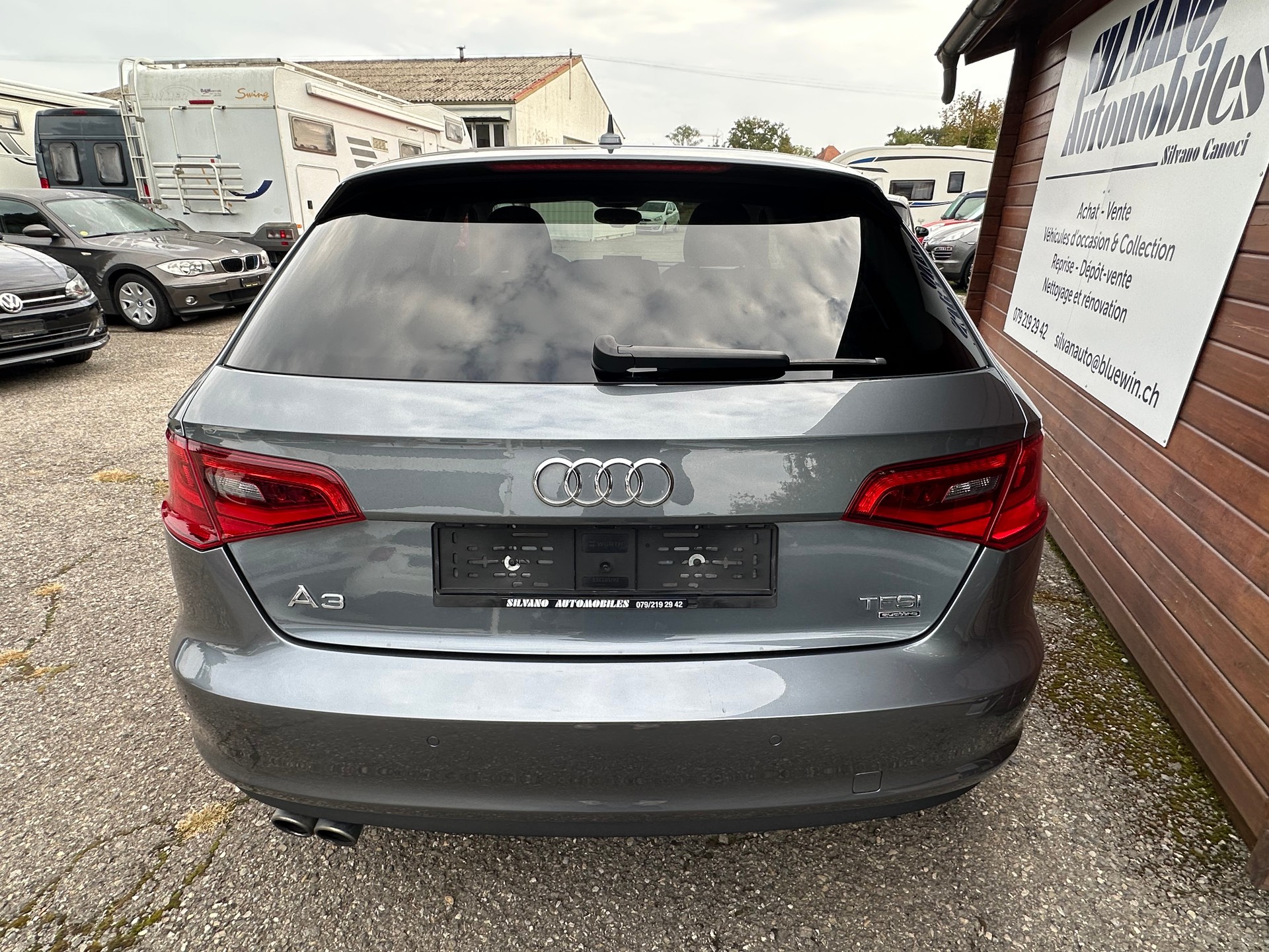 AUDI A3 Sportback 1.8 TFSI Ambiente quattro S-tronic-image-7