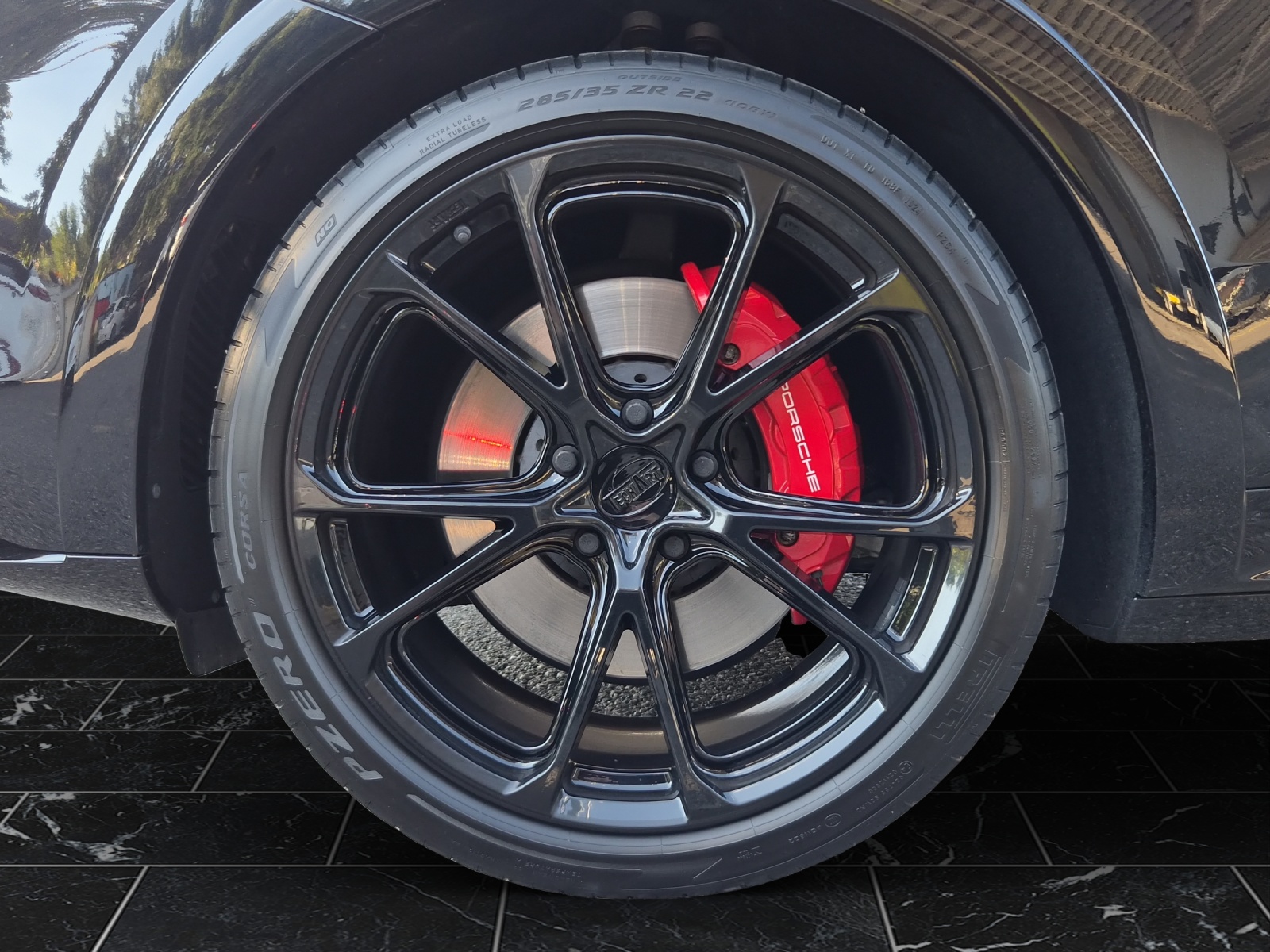 PORSCHE Cayenne Coupé 4.0 V8 GTS-image-10