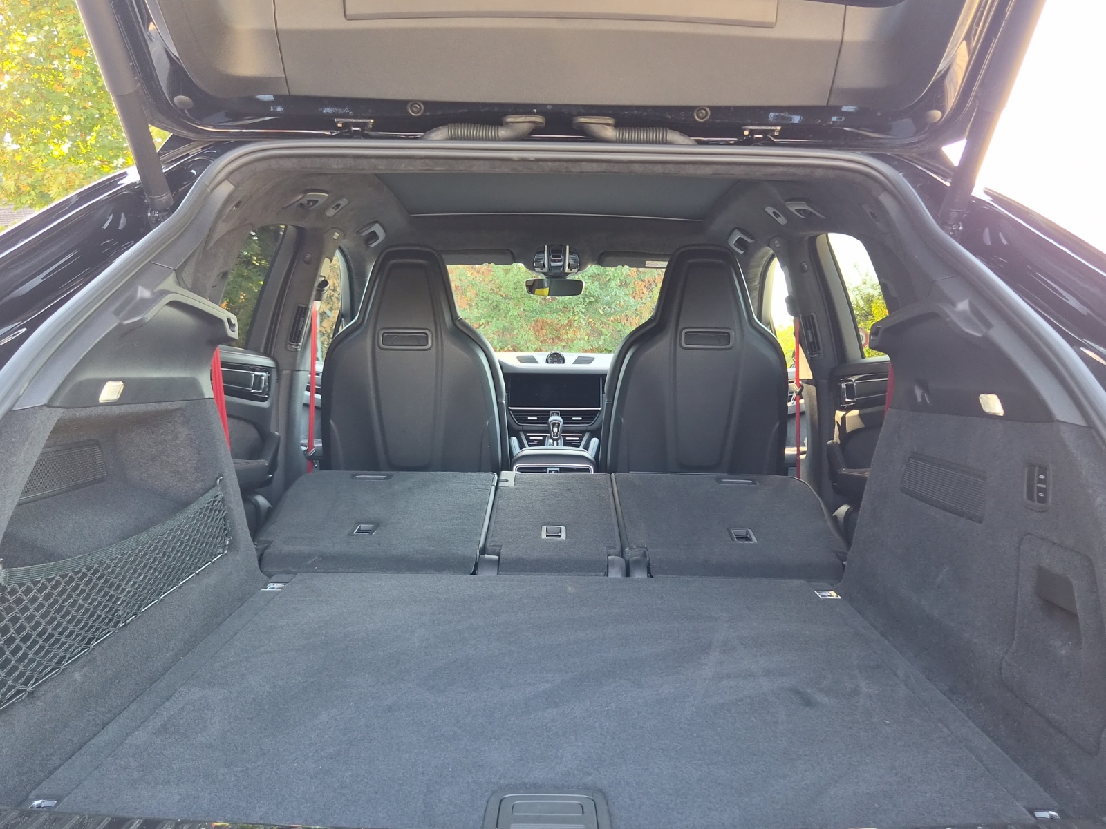 PORSCHE Cayenne Coupé 4.0 V8 GTS-image-9