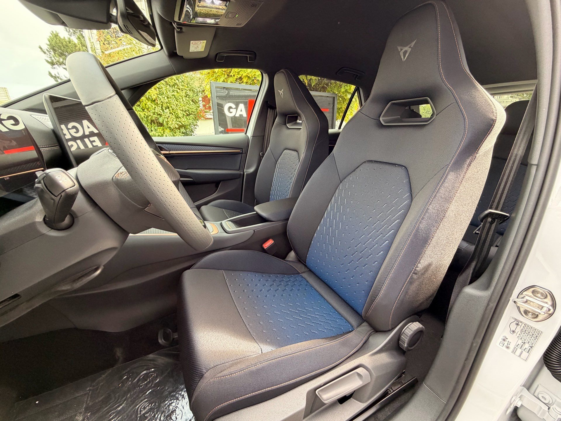 CUPRA Born FACELIFT *** TOP AUSSTATTUNG MIT 5 JAHREN CUPRA WERKSGARANTIE *** ***-image-7