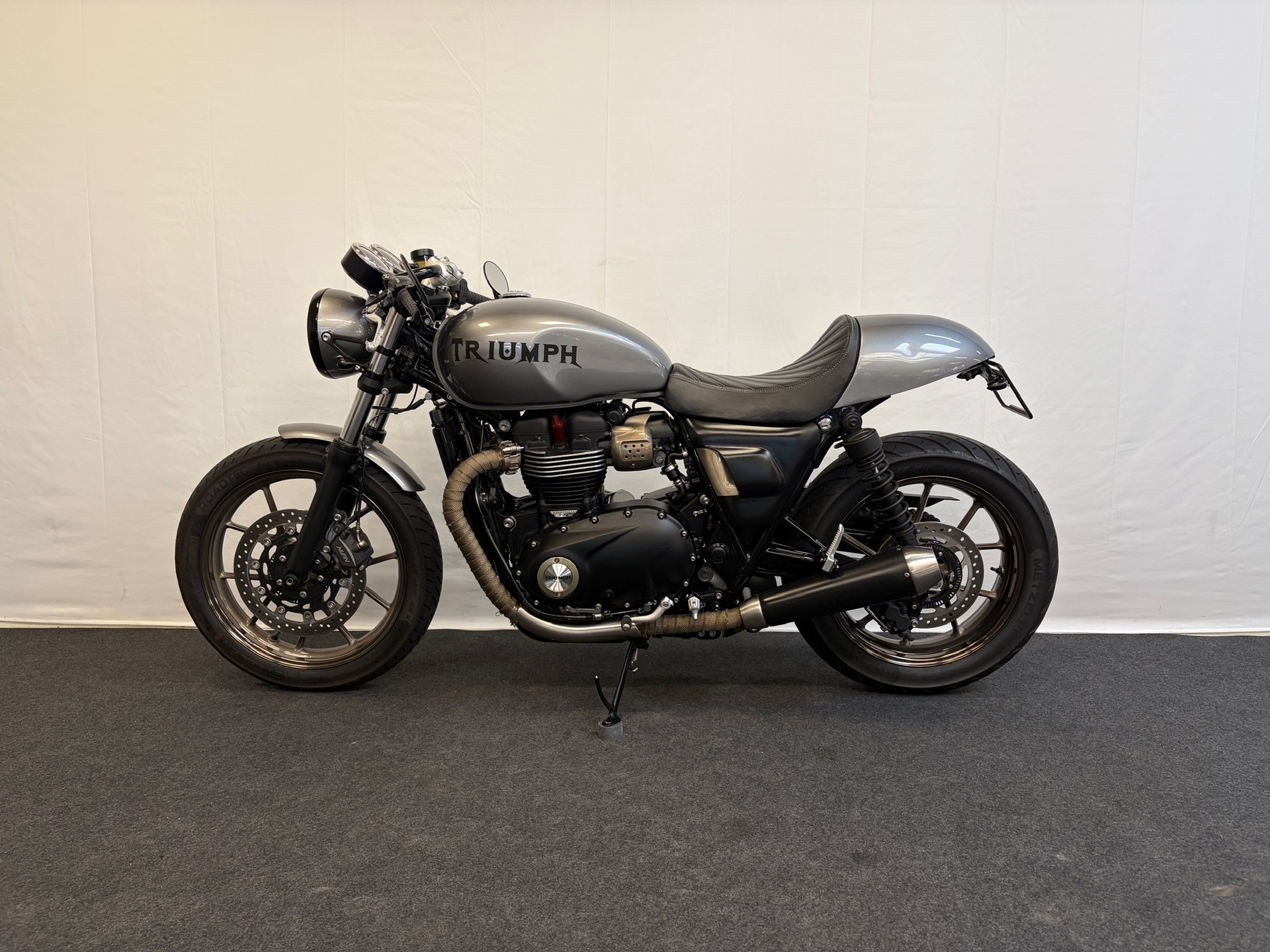 TRIUMPH Street Cup 900 i-image-4