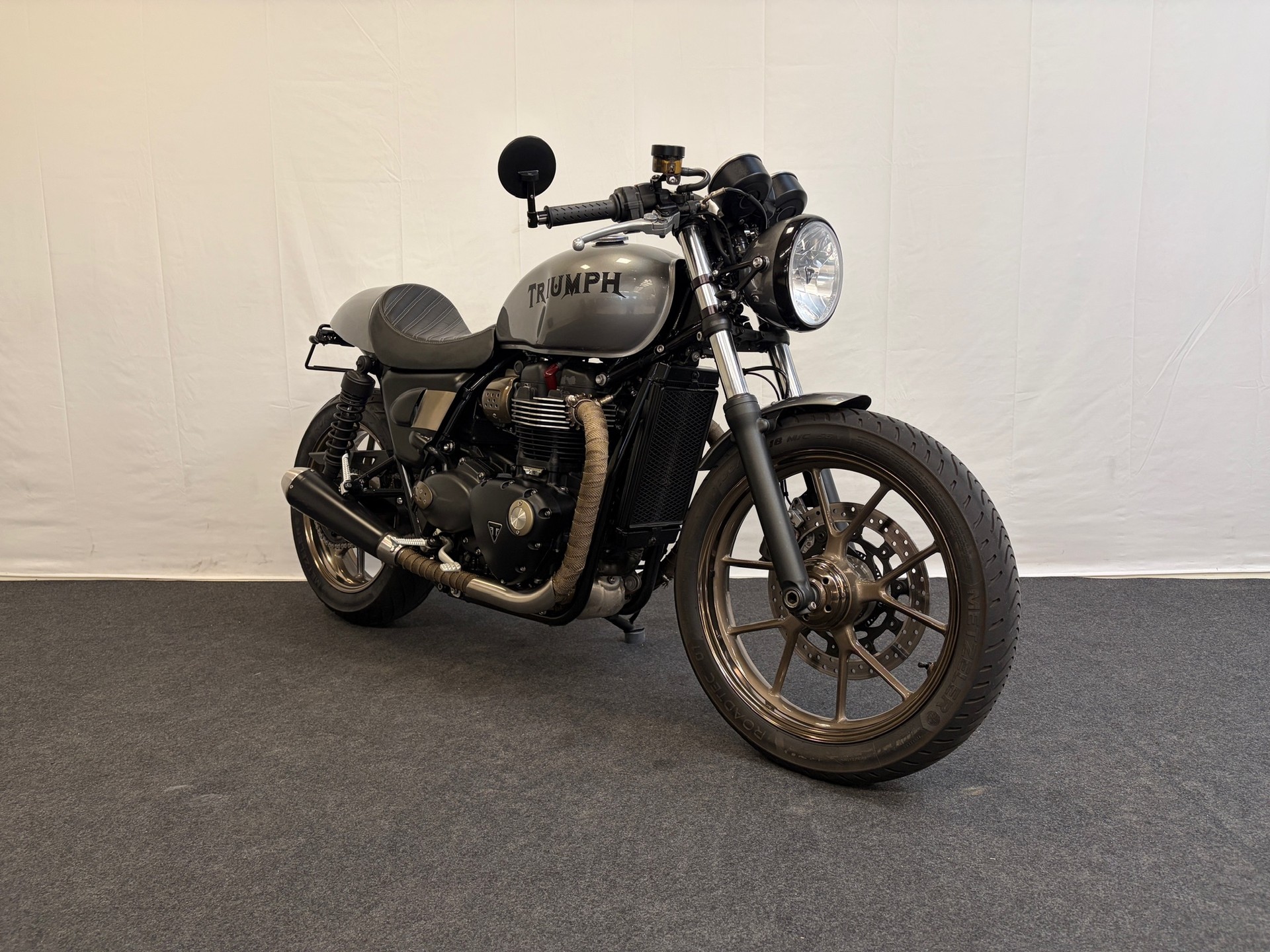 TRIUMPH Street Cup 900 i-image-2