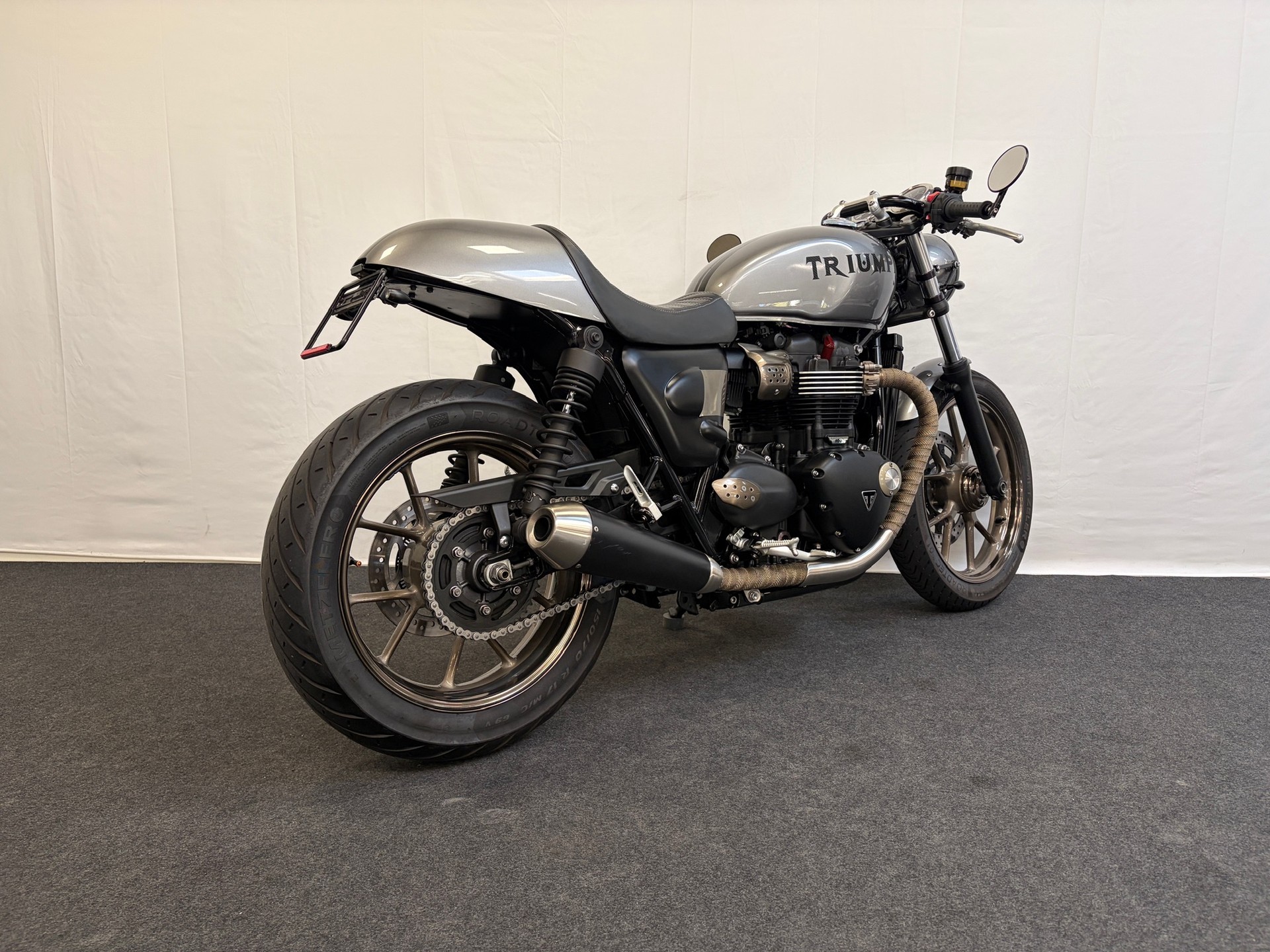TRIUMPH Street Cup 900 i-image-6