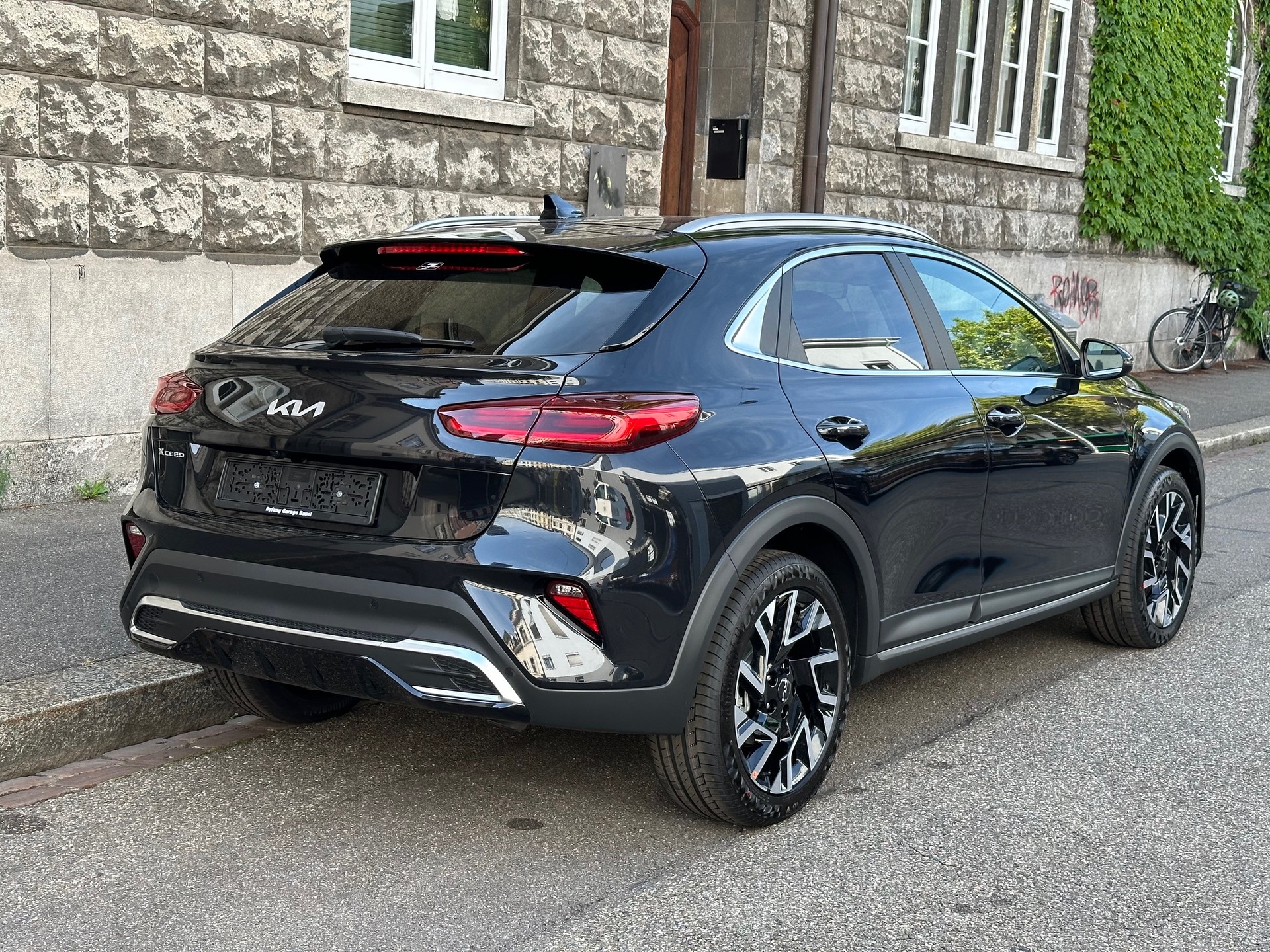 KIA XCeed 1.5 T-GDi Power DCT-showroom-element-3