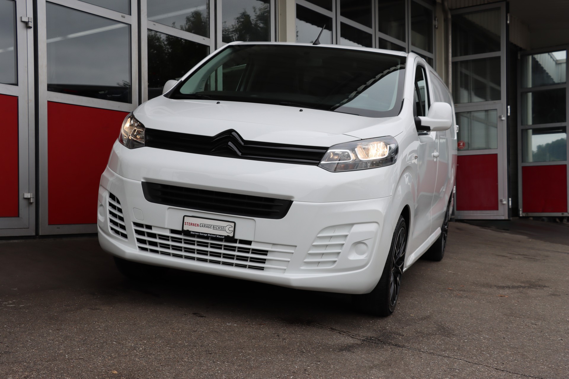 CITROEN Jumpy 2.0 BlueHDi 120 XL Attraction-showroom-element-1