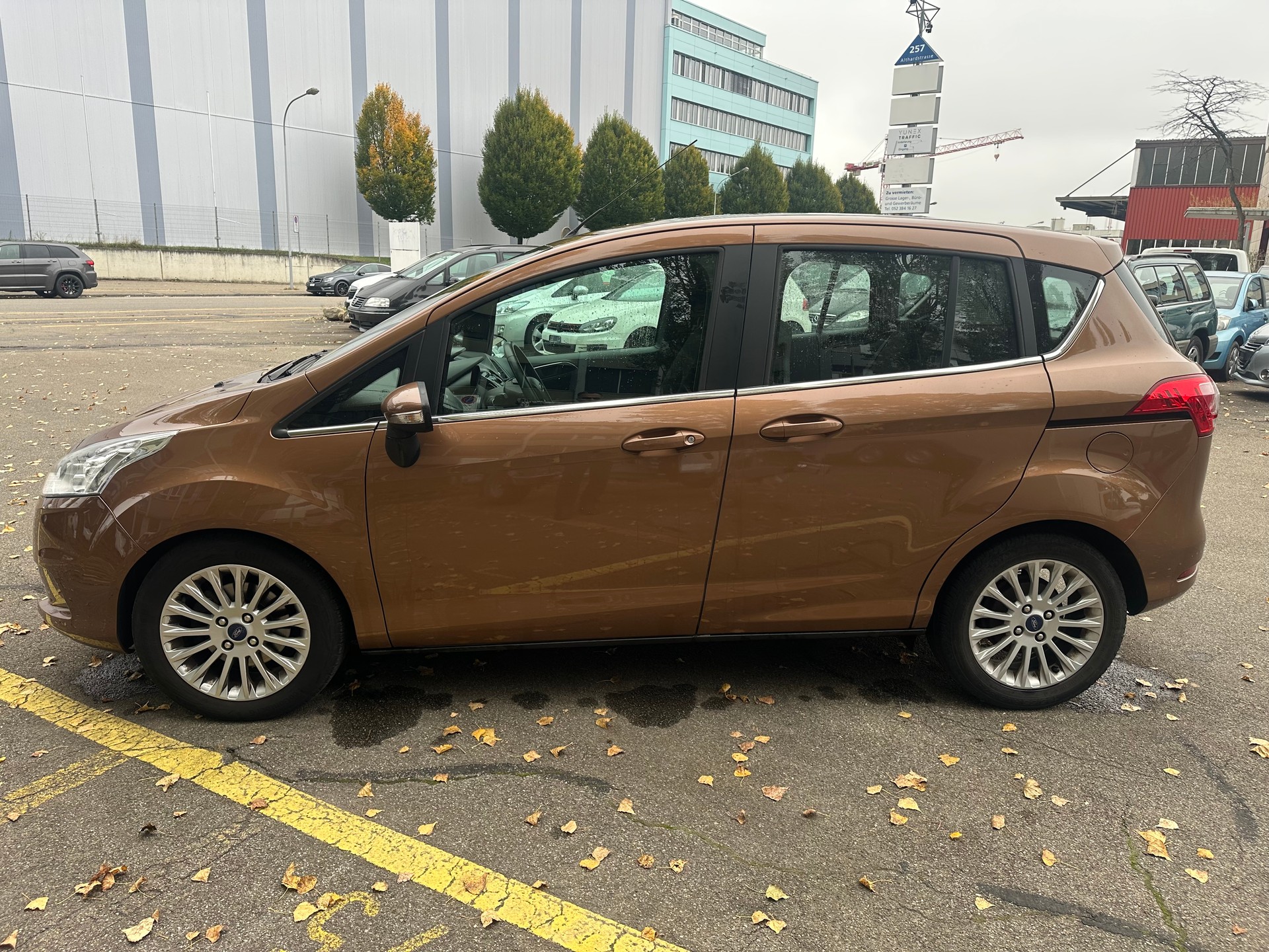 FORD B-Max 1.6 Ti-VCT Trend PowerShift-image-4