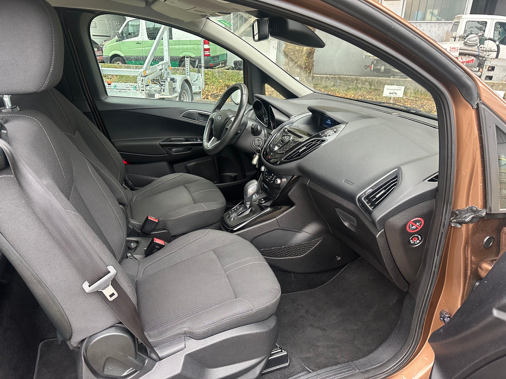 FORD B-Max 1.6 Ti-VCT Trend PowerShift-image-12