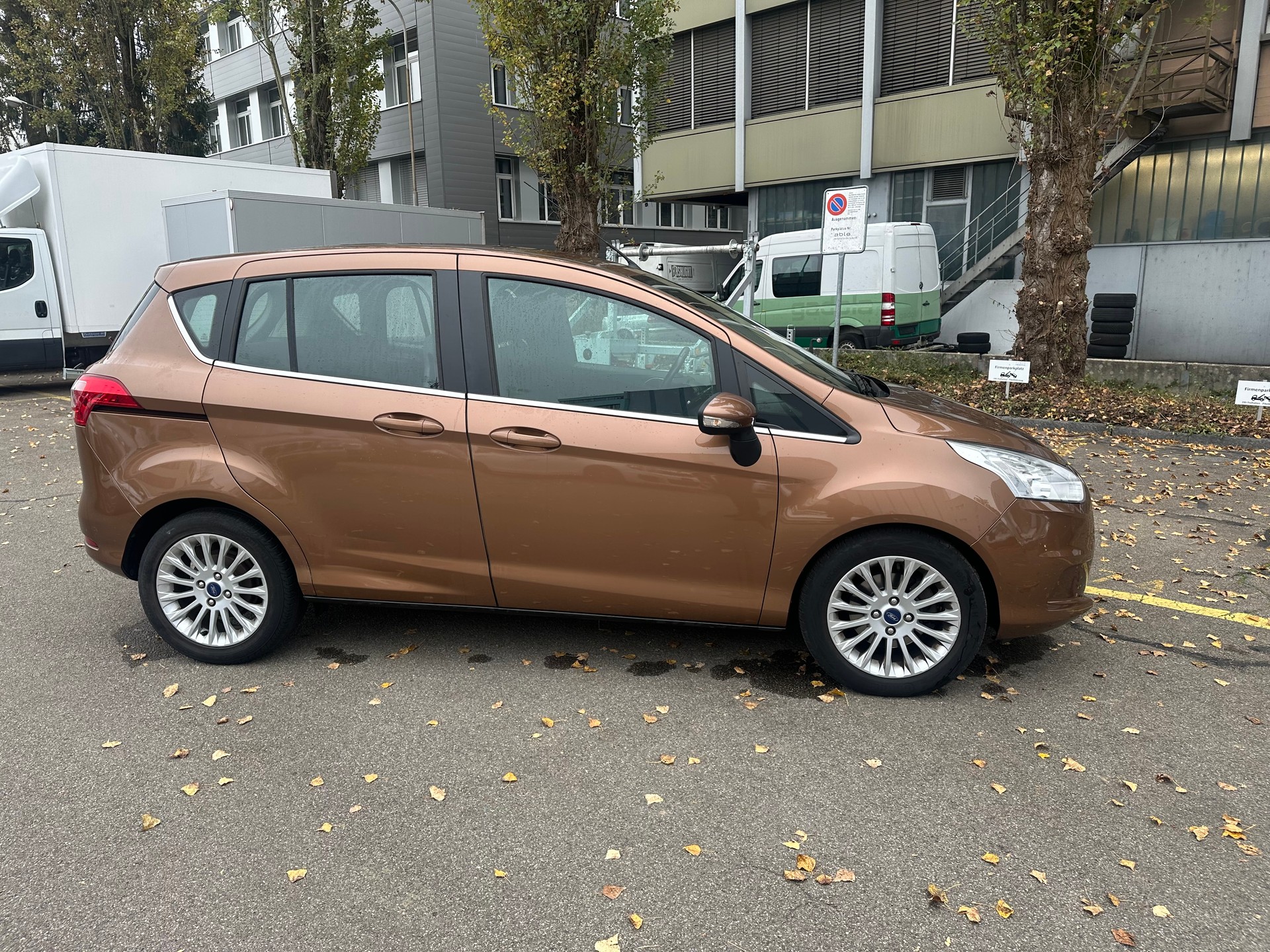 FORD B-Max 1.6 Ti-VCT Trend PowerShift-image-3
