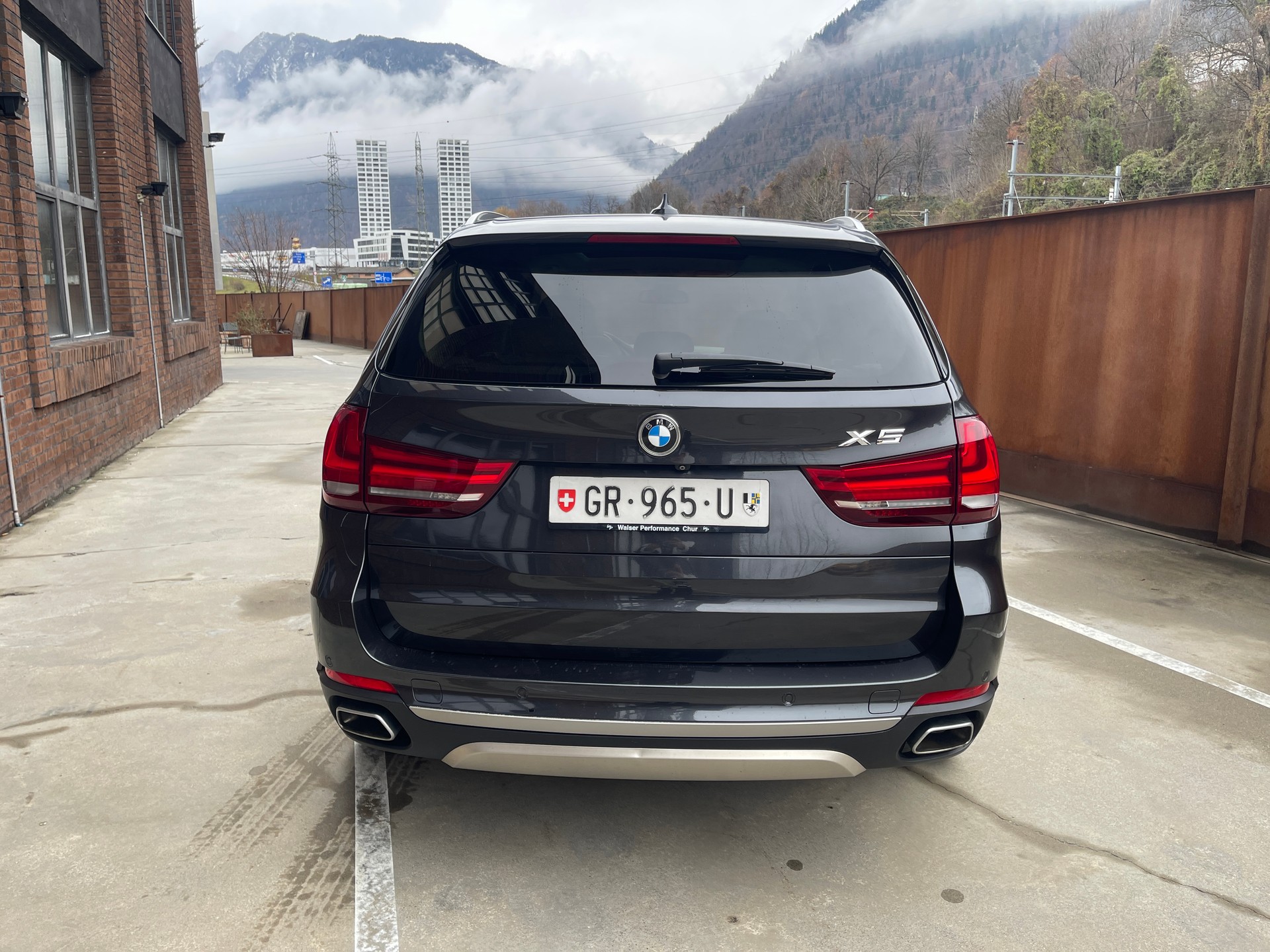BMW X5 xDrive 40d Steptronic-image-2