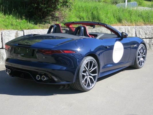 JAGUAR F-Type 5.0 V8 R75 AWD-image-7