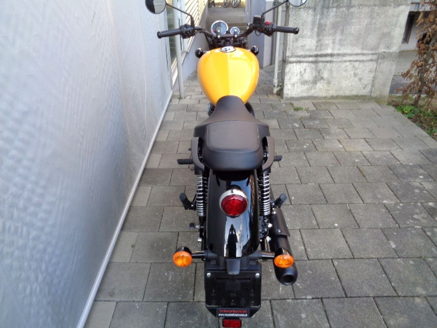 ROYAL ENFIELD METEOR FIREBALL 350 E5-image-3