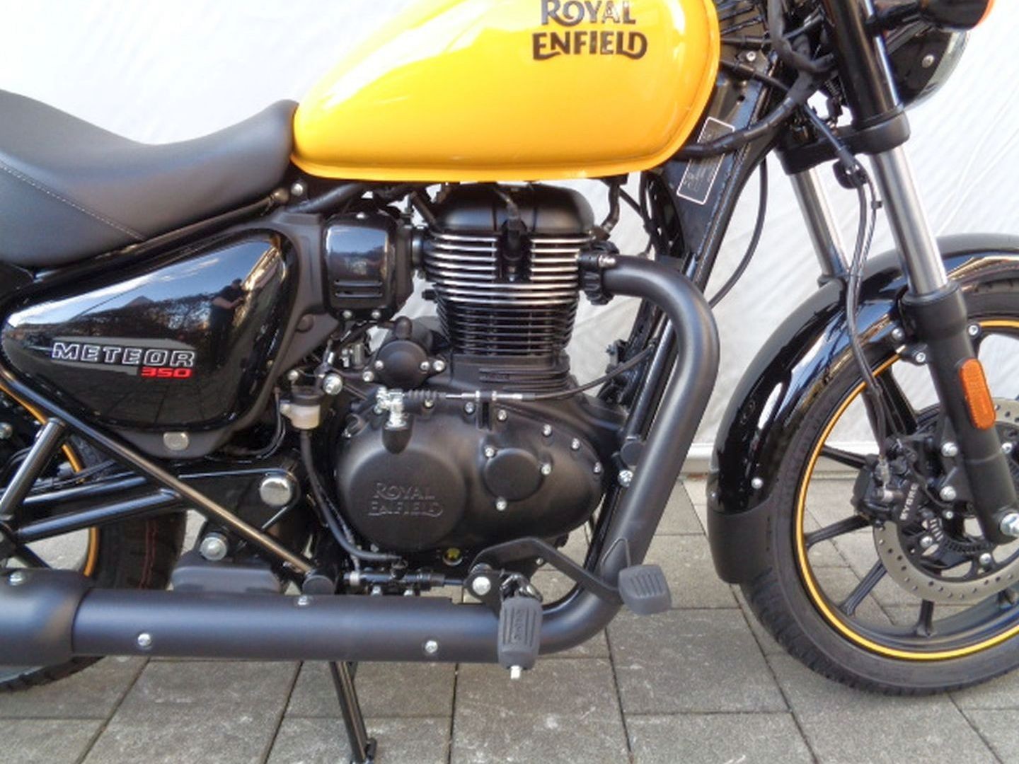ROYAL ENFIELD METEOR FIREBALL 350 E5-image-5