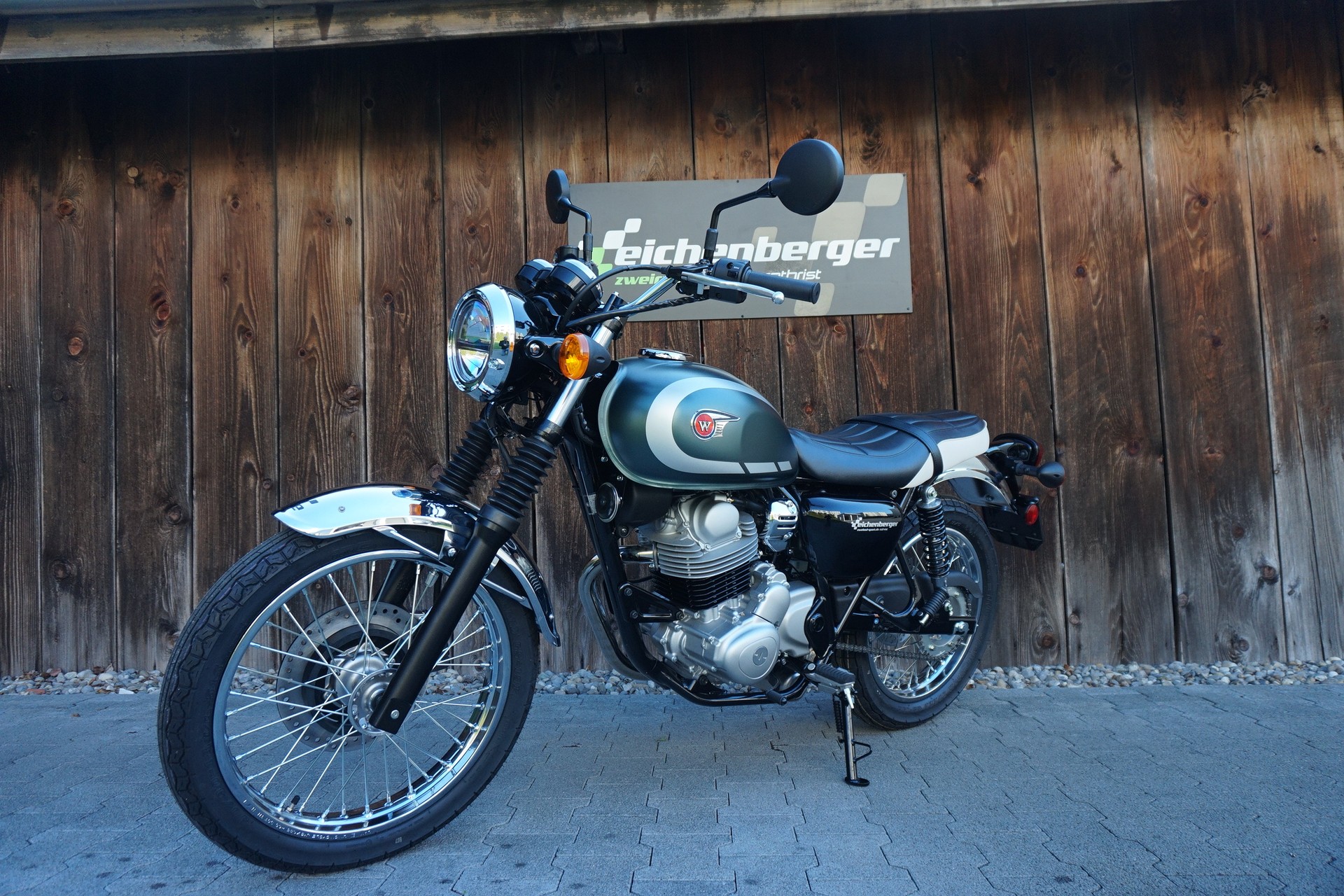 KAWASAKI W230 ABS MY26-image-6
