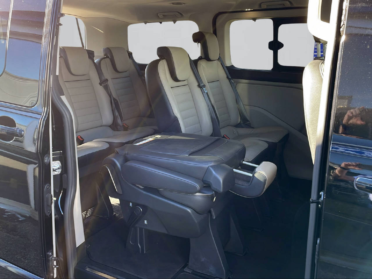 FORD Tourneo Custom 320 L1 2.0 TDCi 185 Titanium X-image-11