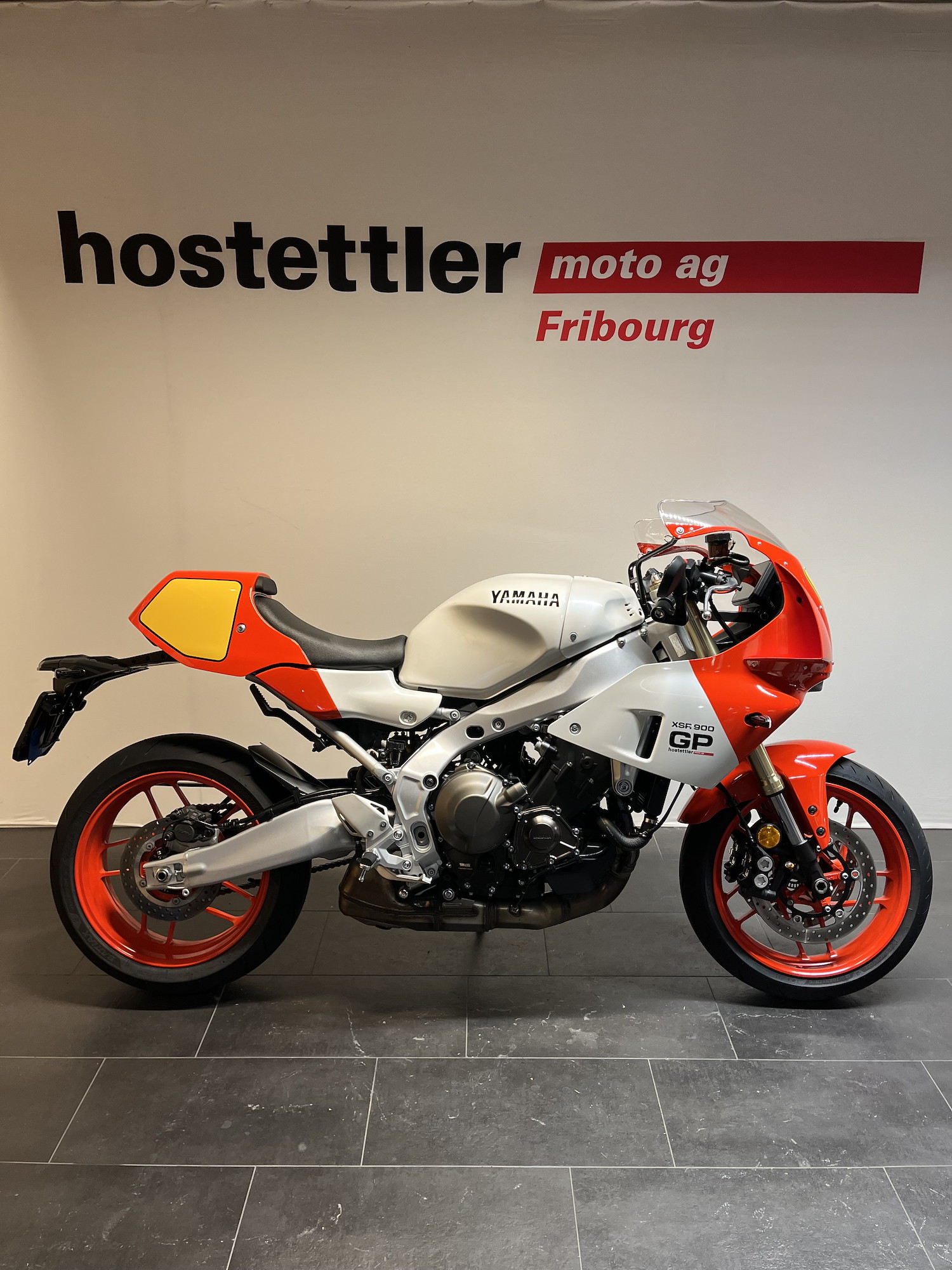 YAMAHA XSR 900 GP-image-1