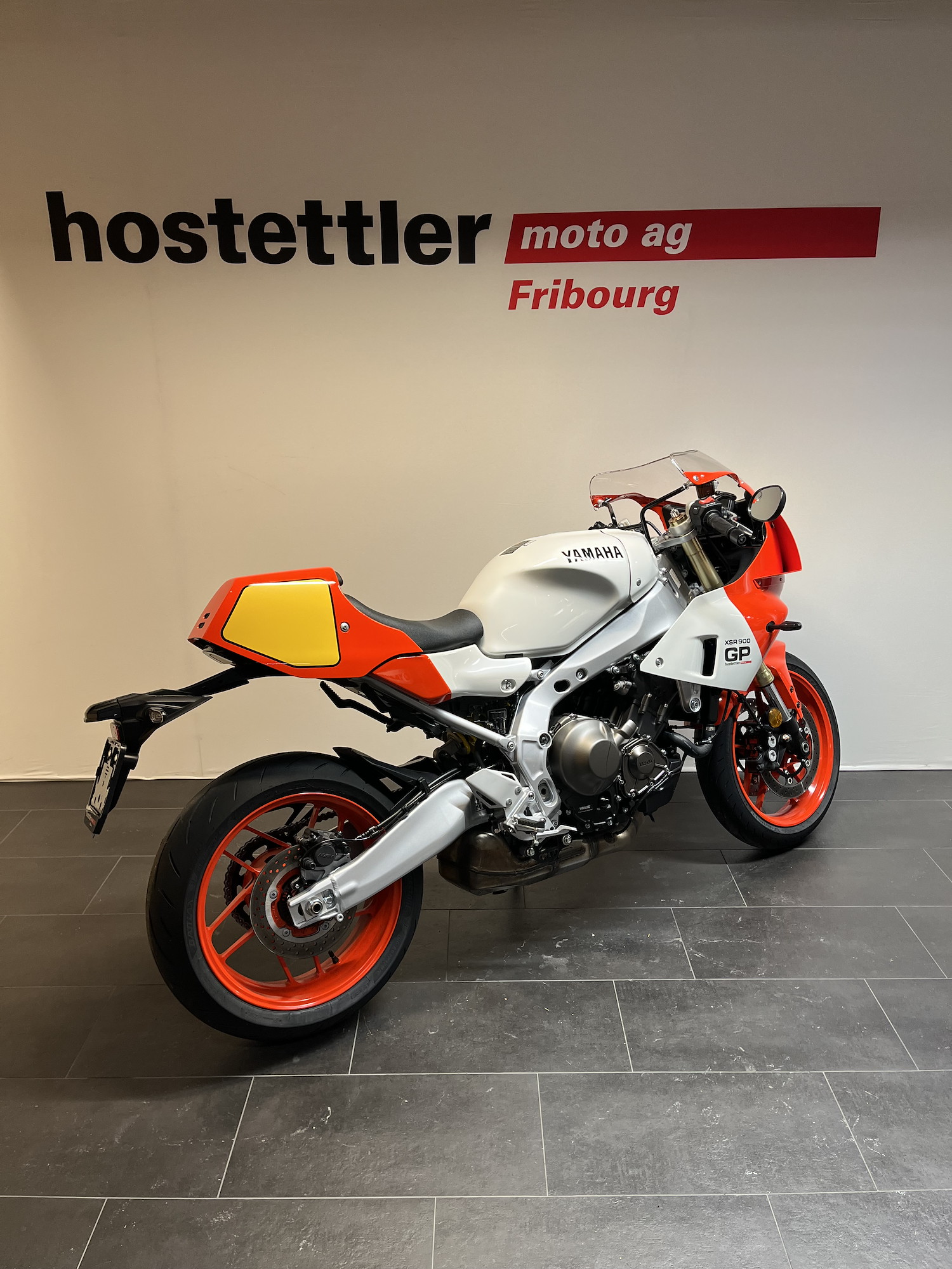 YAMAHA XSR 900 GP-image-2