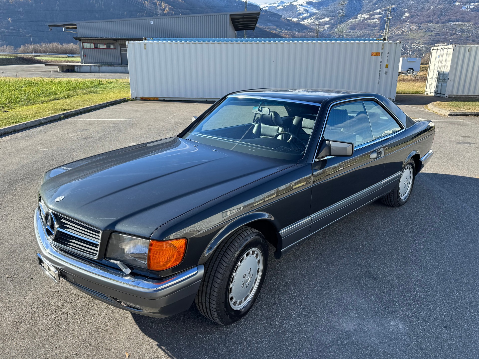 MERCEDES-BENZ 560 SEC Automatic
