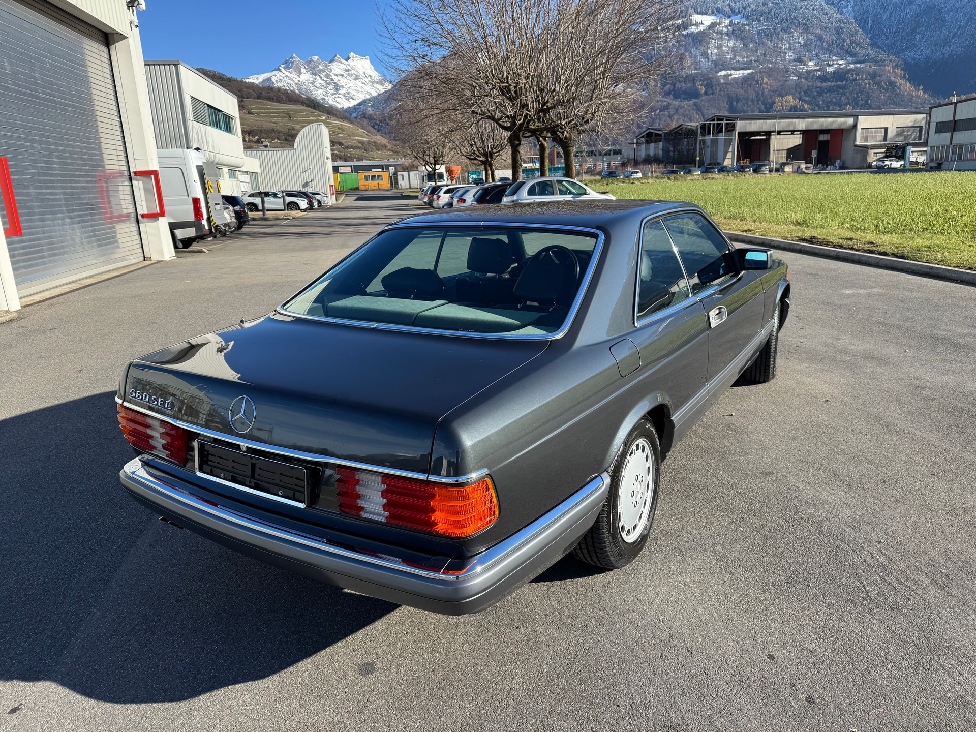 MERCEDES-BENZ 560 SEC Automatic-image-3