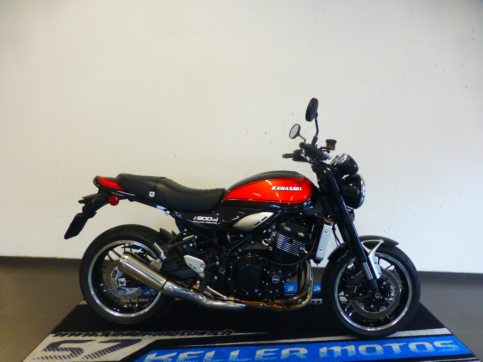 KAWASAKI Z 900 RS-image-0