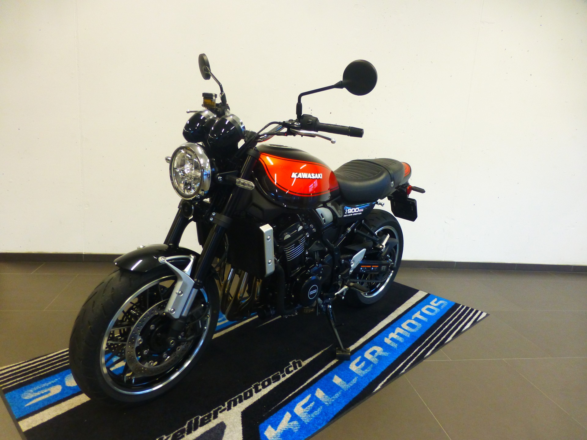 KAWASAKI Z 900 RS-image-12