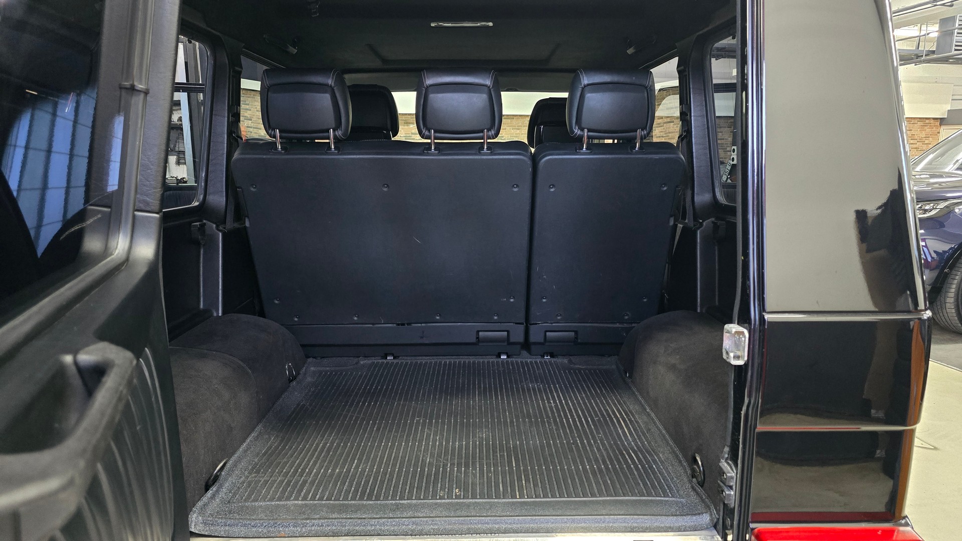 MERCEDES-BENZ G 500 7G-Tronic-image-24