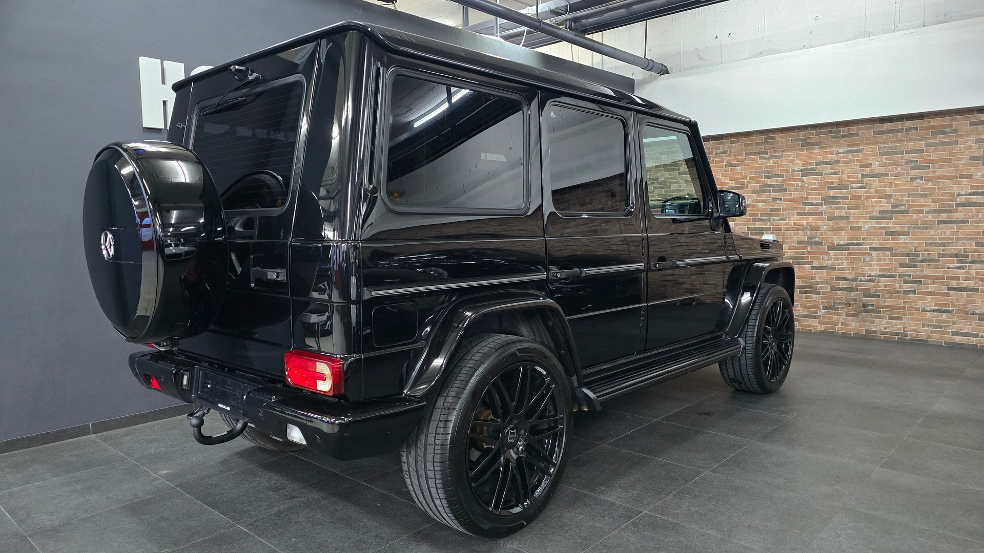 MERCEDES-BENZ G 500 7G-Tronic-image-12