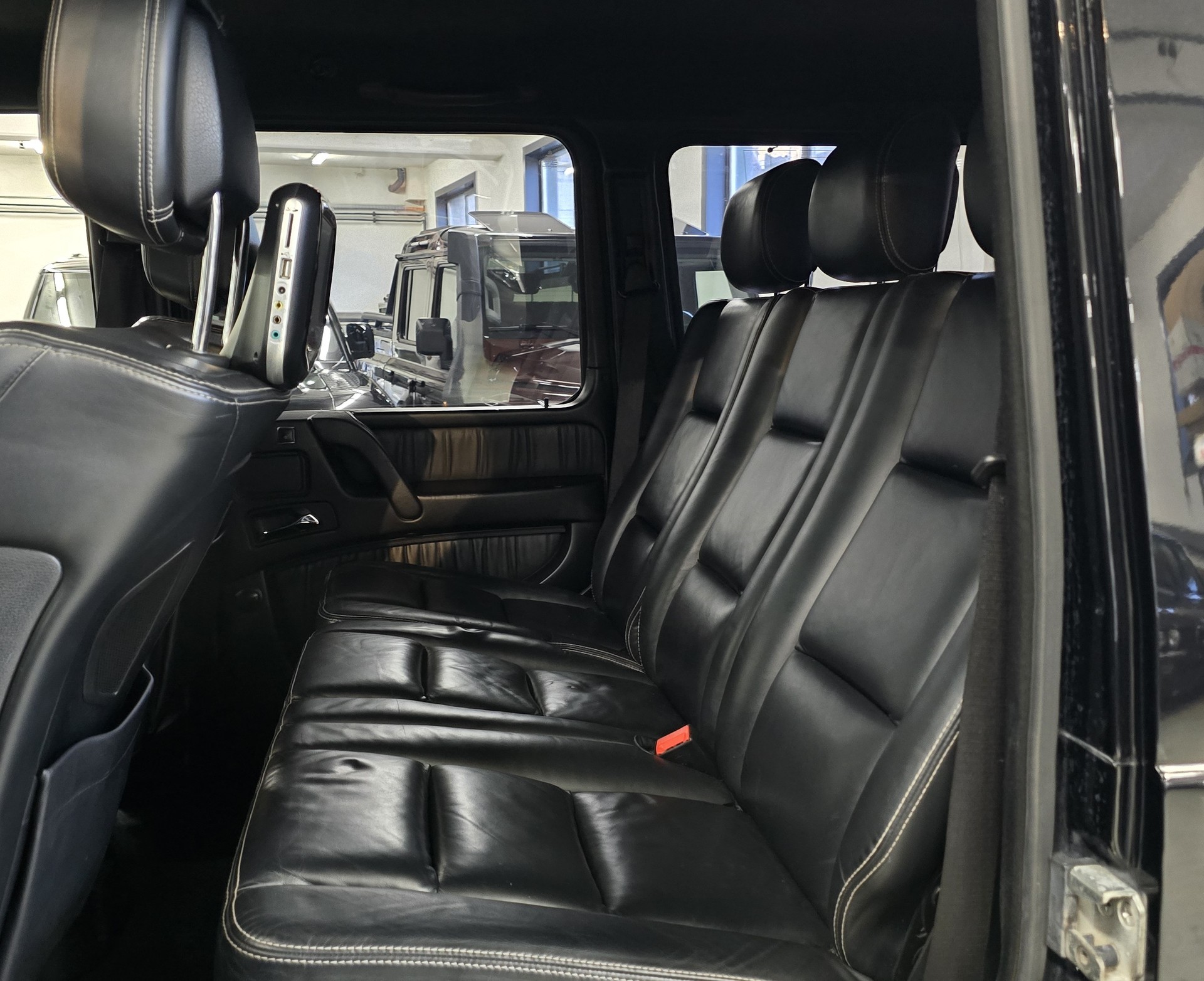 MERCEDES-BENZ G 500 7G-Tronic-image-23