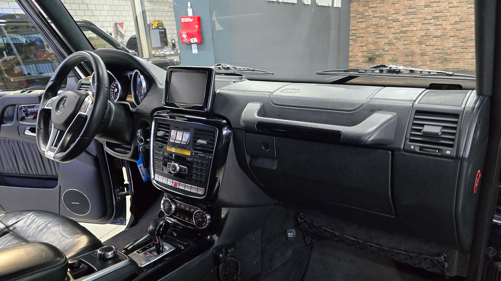 MERCEDES-BENZ G 500 7G-Tronic-image-26