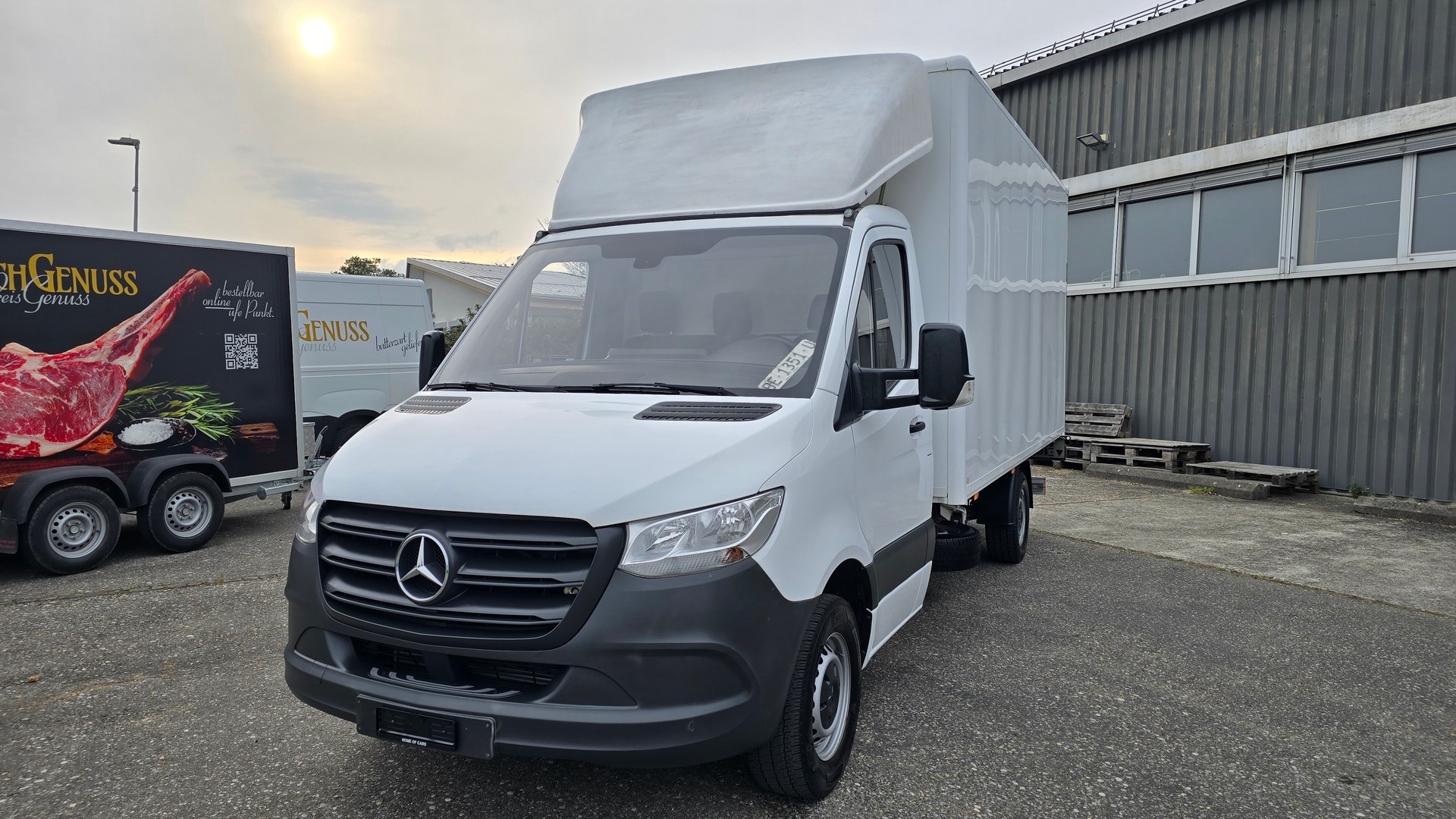 MERCEDES-BENZ Sprinter 314 CDI Lang Kasten mit Hebebühne inkl. Anhänger mit Durchladesystem