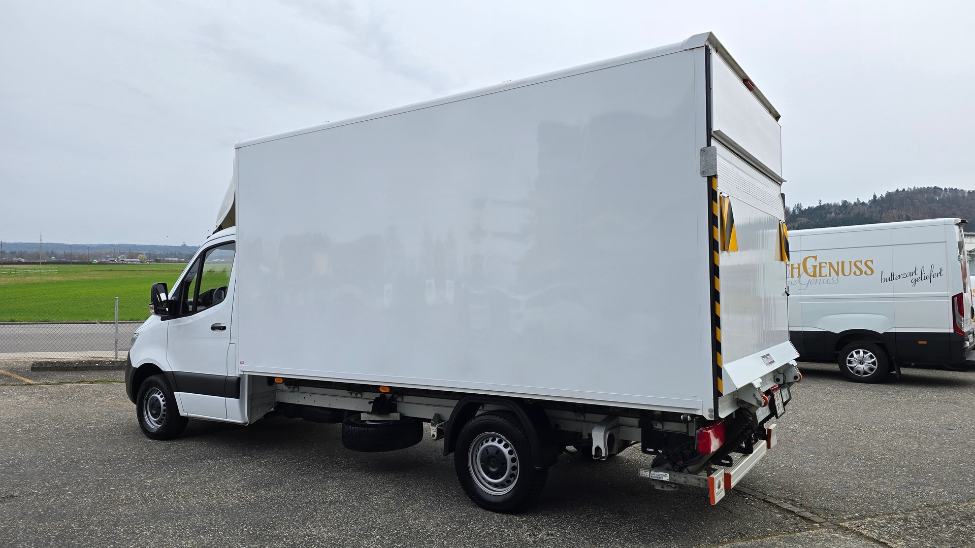 MERCEDES-BENZ Sprinter 314 CDI Lang Kasten mit Hebebühne inkl. Anhänger mit Durchladesystem-showroom-element-3