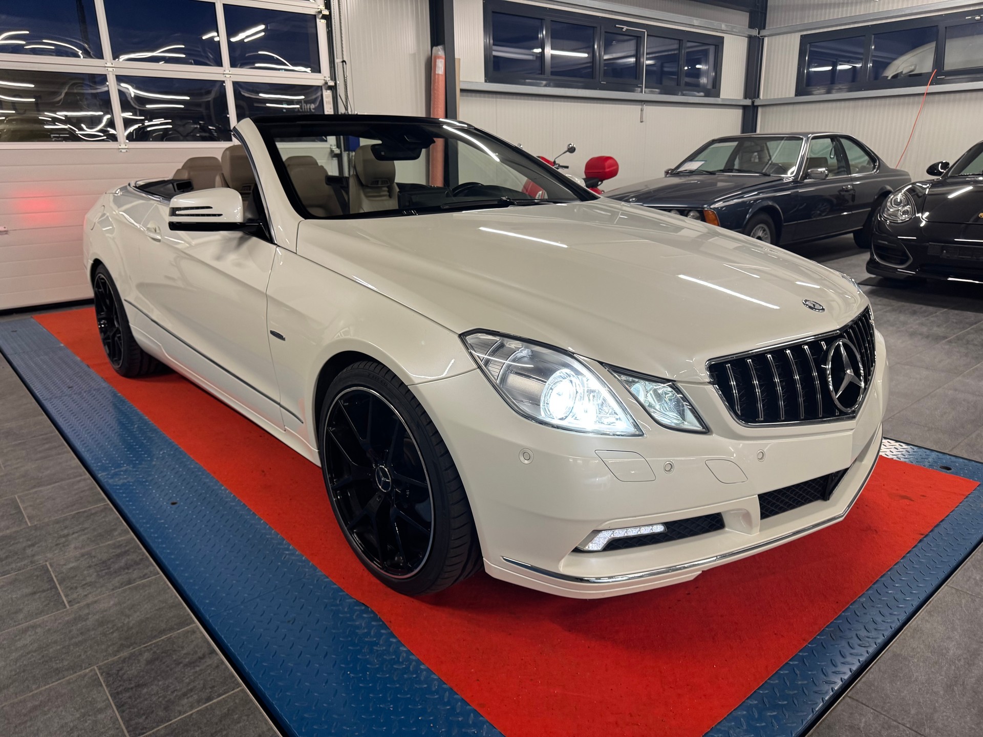 MERCEDES-BENZ E 350 CDI BlueEfficiency Avantgarde 7G-Tronic-image-8