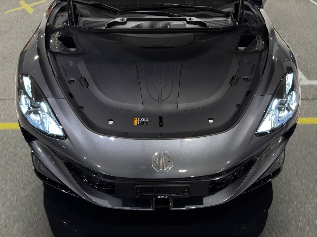 MG Cyberster 77kWh 4WD 510 ch-image-13