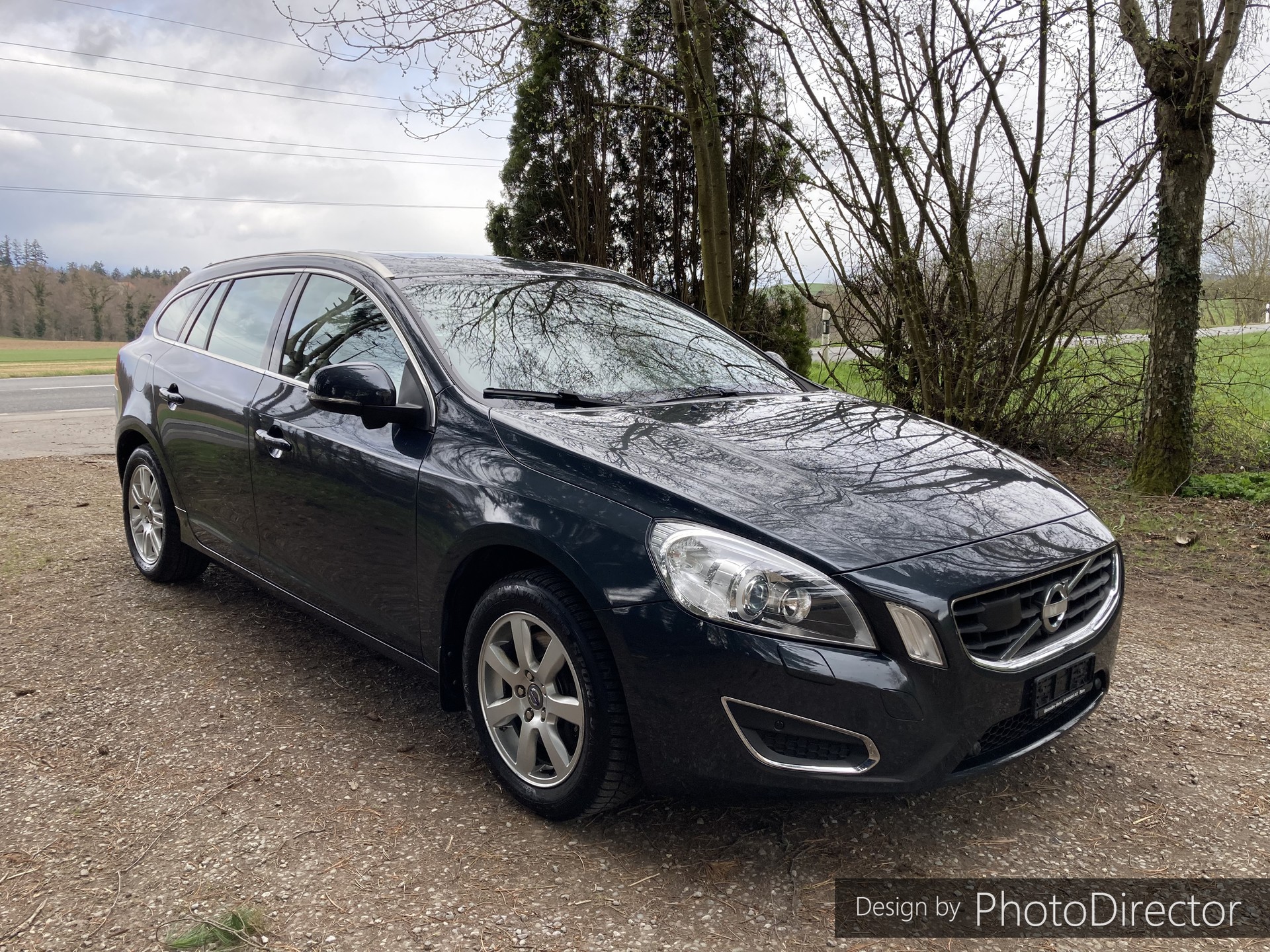 VOLVO V60 D5 AWD Summum Geartronic-image-14